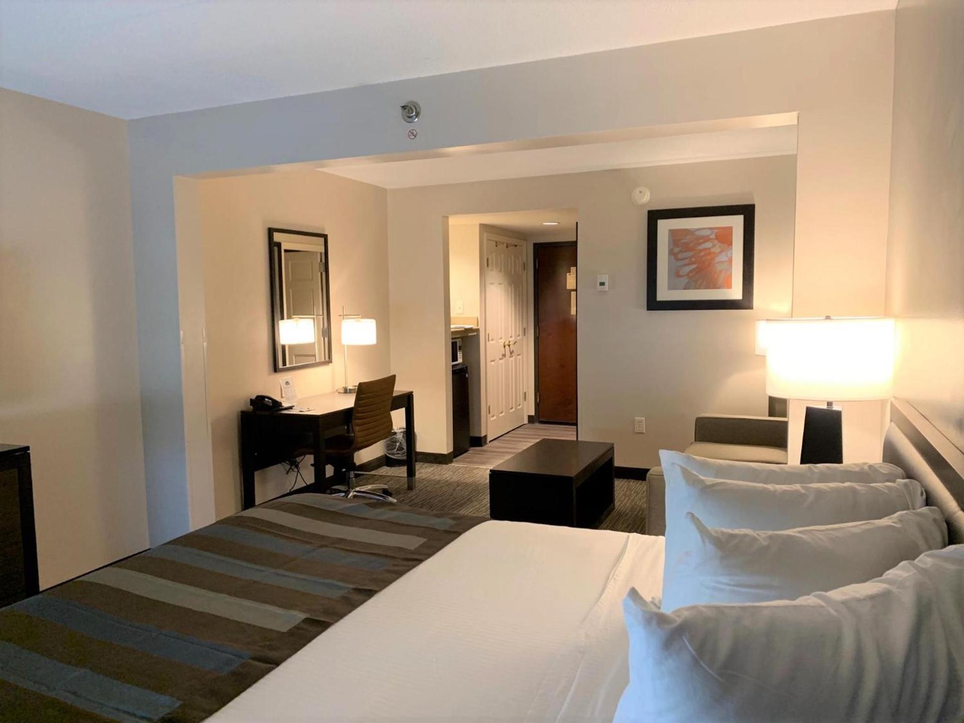 Wingate by Wyndham Wilmington photo 47