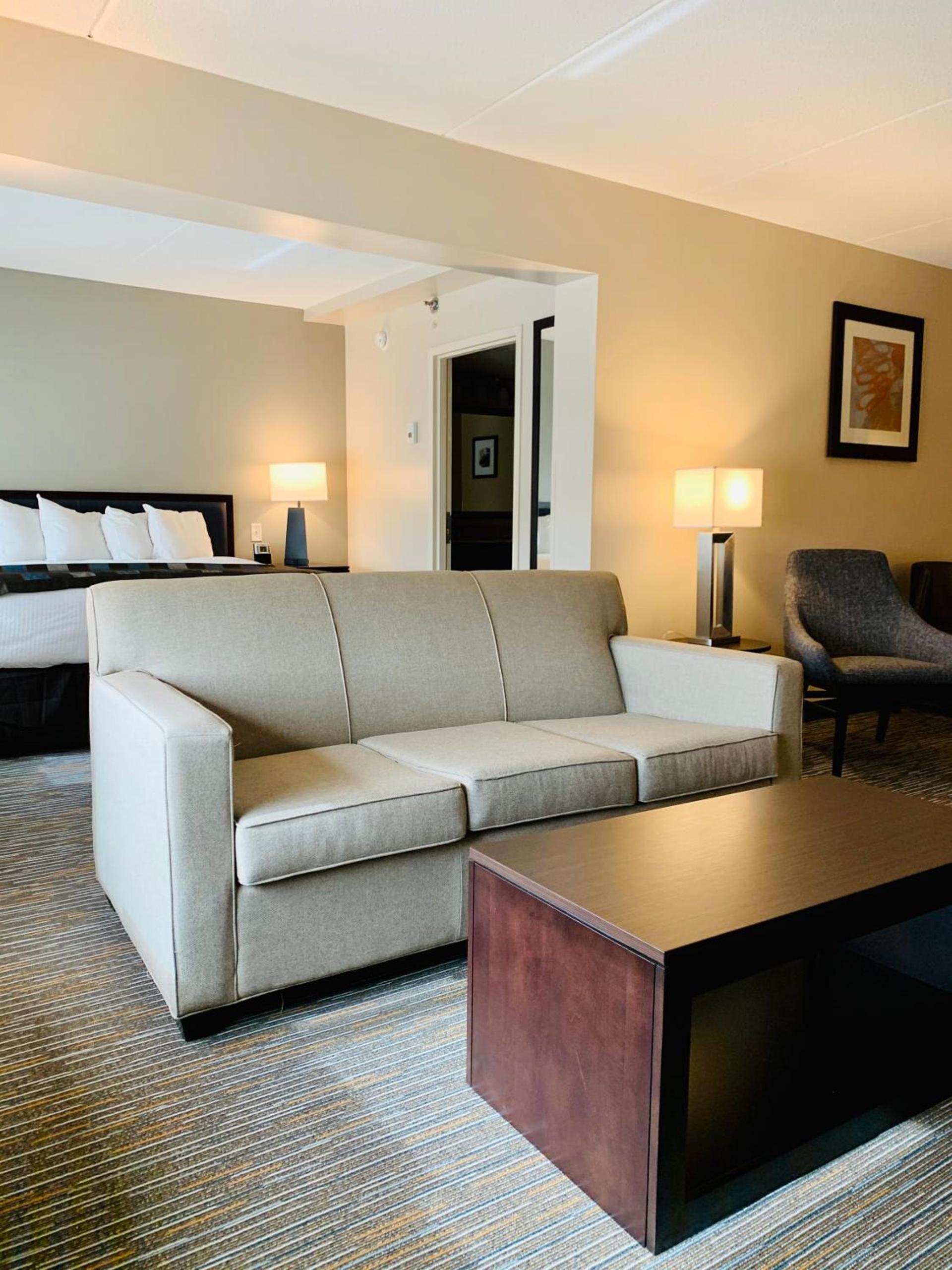 Wingate by Wyndham Wilmington photo 61