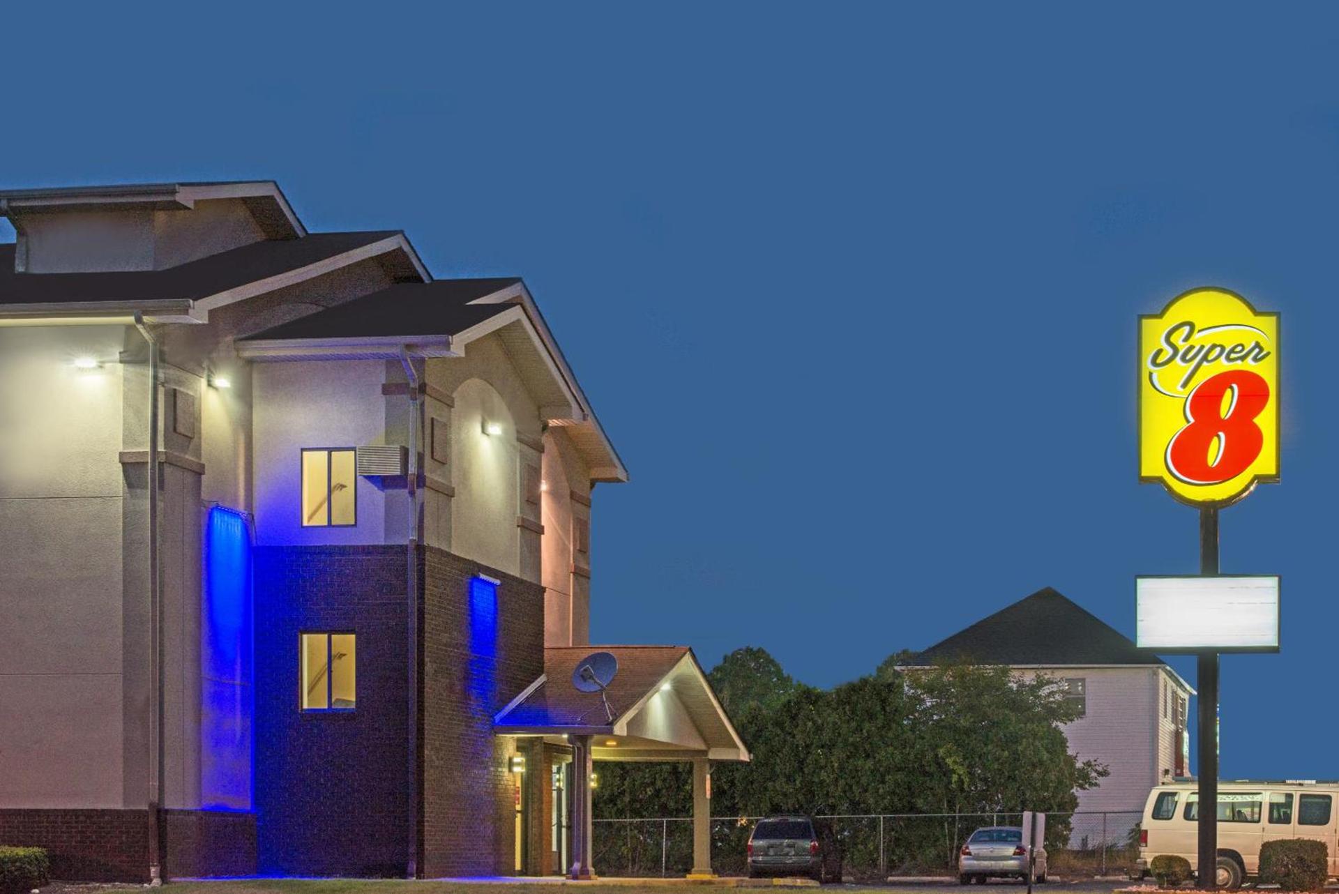 Super 8 by Wyndham New Castle photo 15