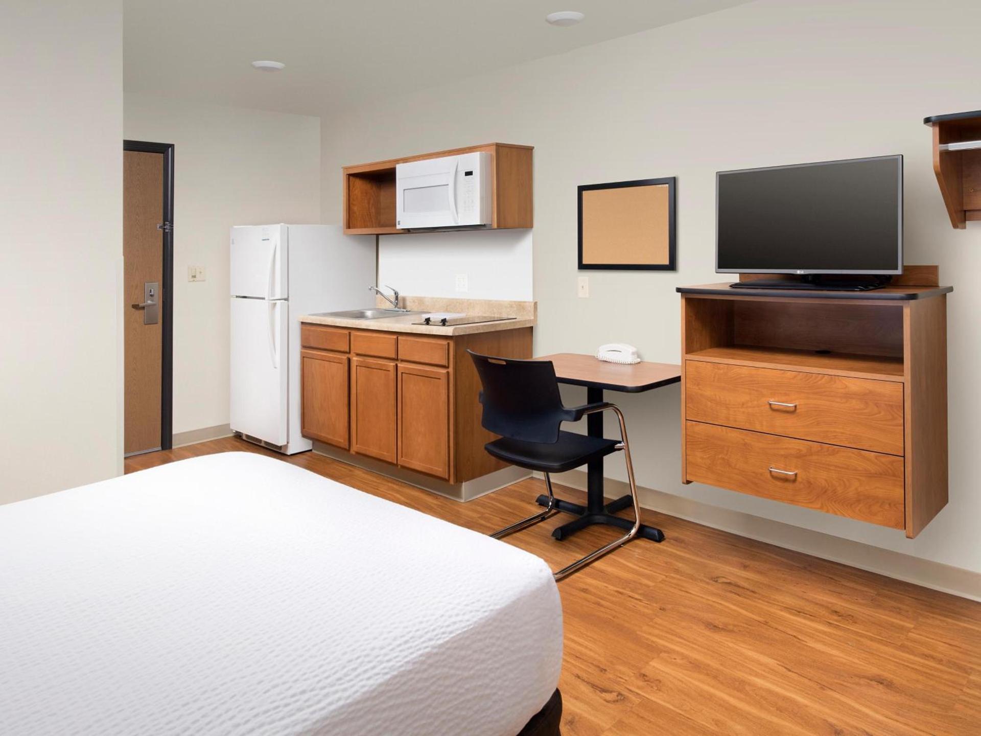 Extended Stay America Select Suites - Kansas City - Stadium photo 34