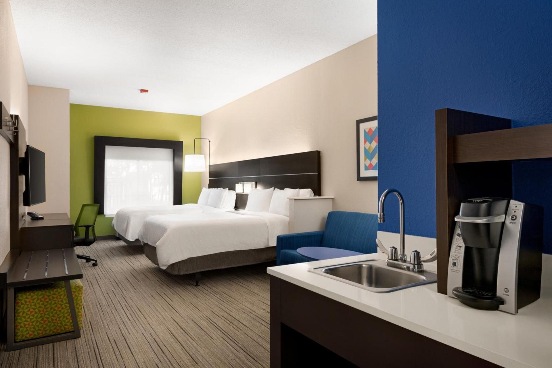 Holiday Inn Express Hotel & Suites McAlester by IHG photo 32