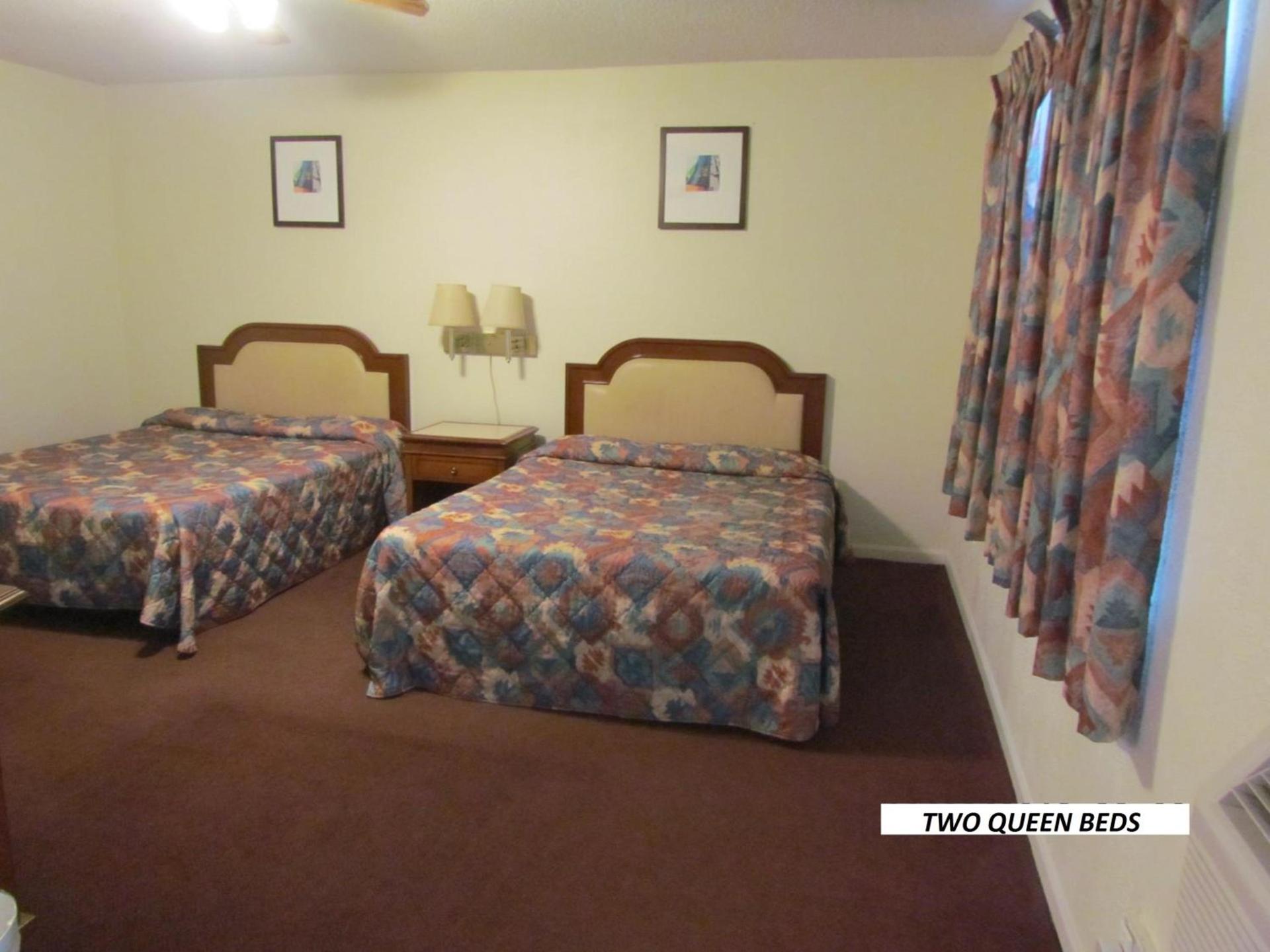 Economy Inn photo 11