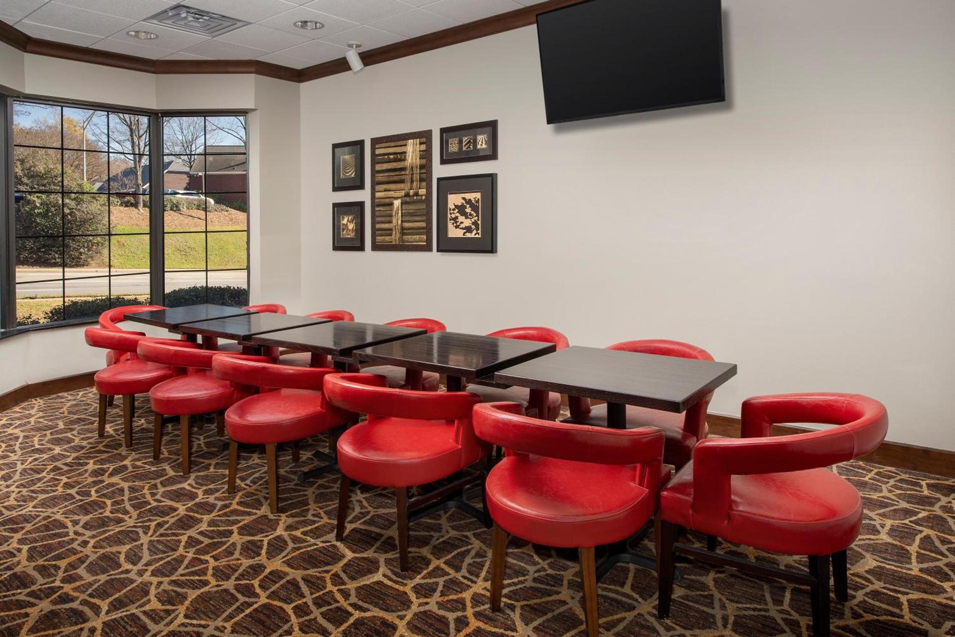 Staybridge Suites Columbia by IHG photo 29