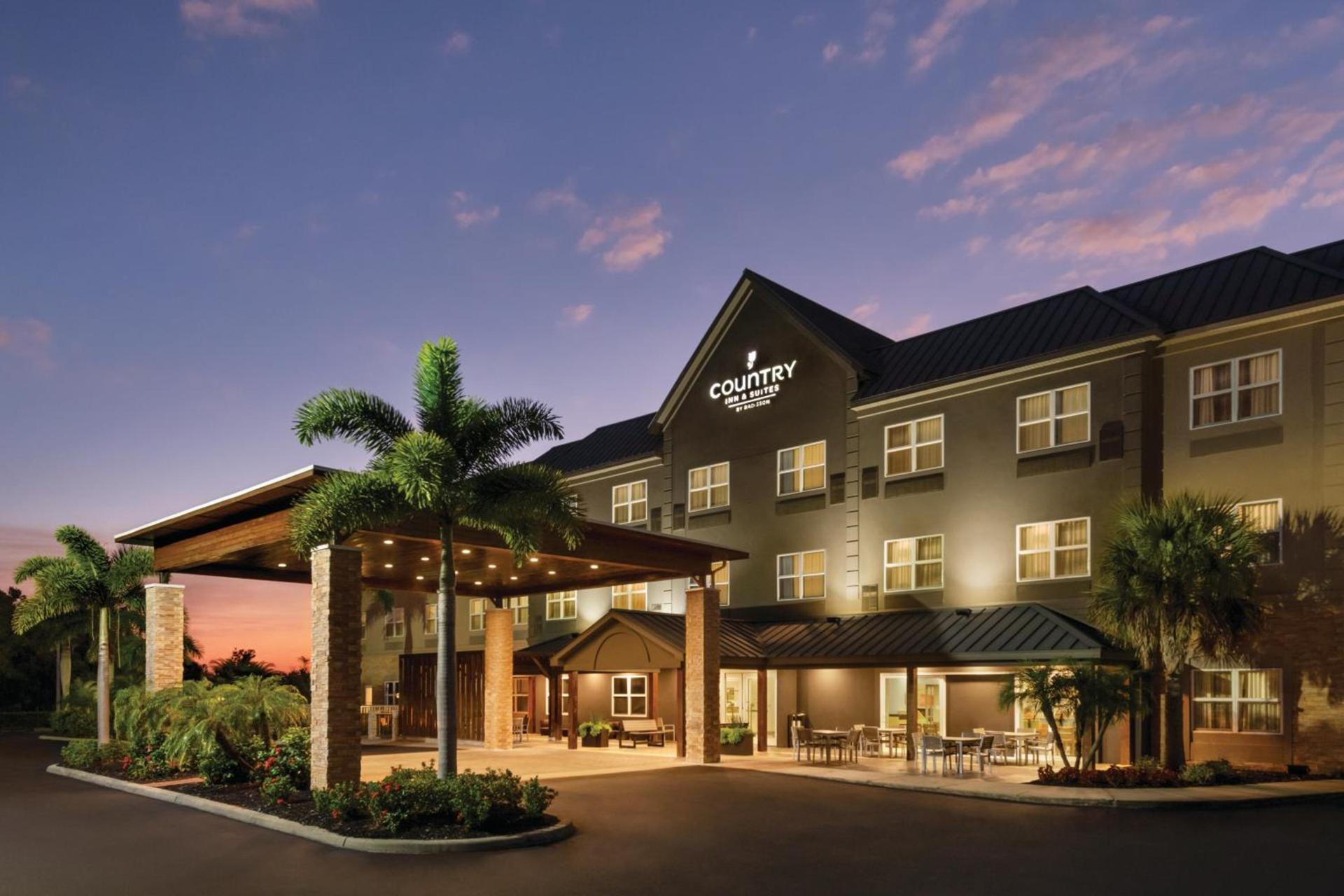 Country Inn & Suites by Radisson, Bradenton-Lakewood-Ranch, FL photo 24