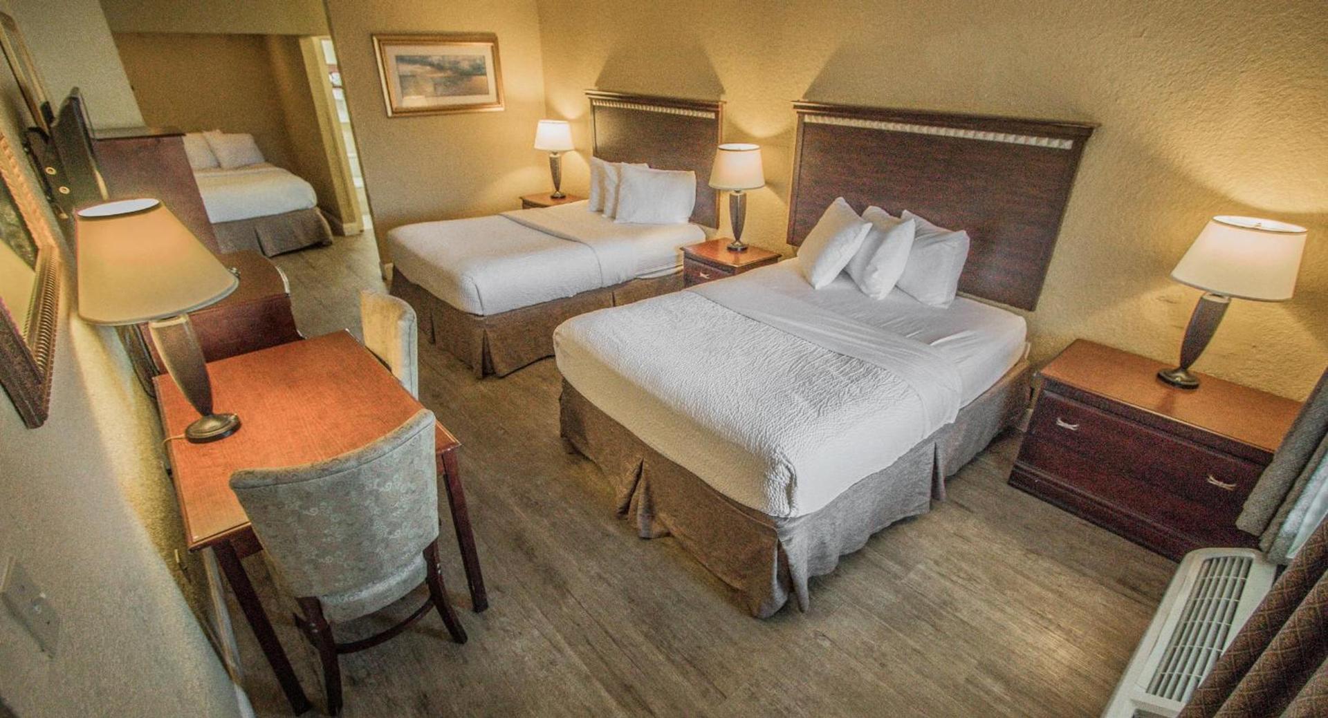 Days Inn by Wyndham Destin photo 16