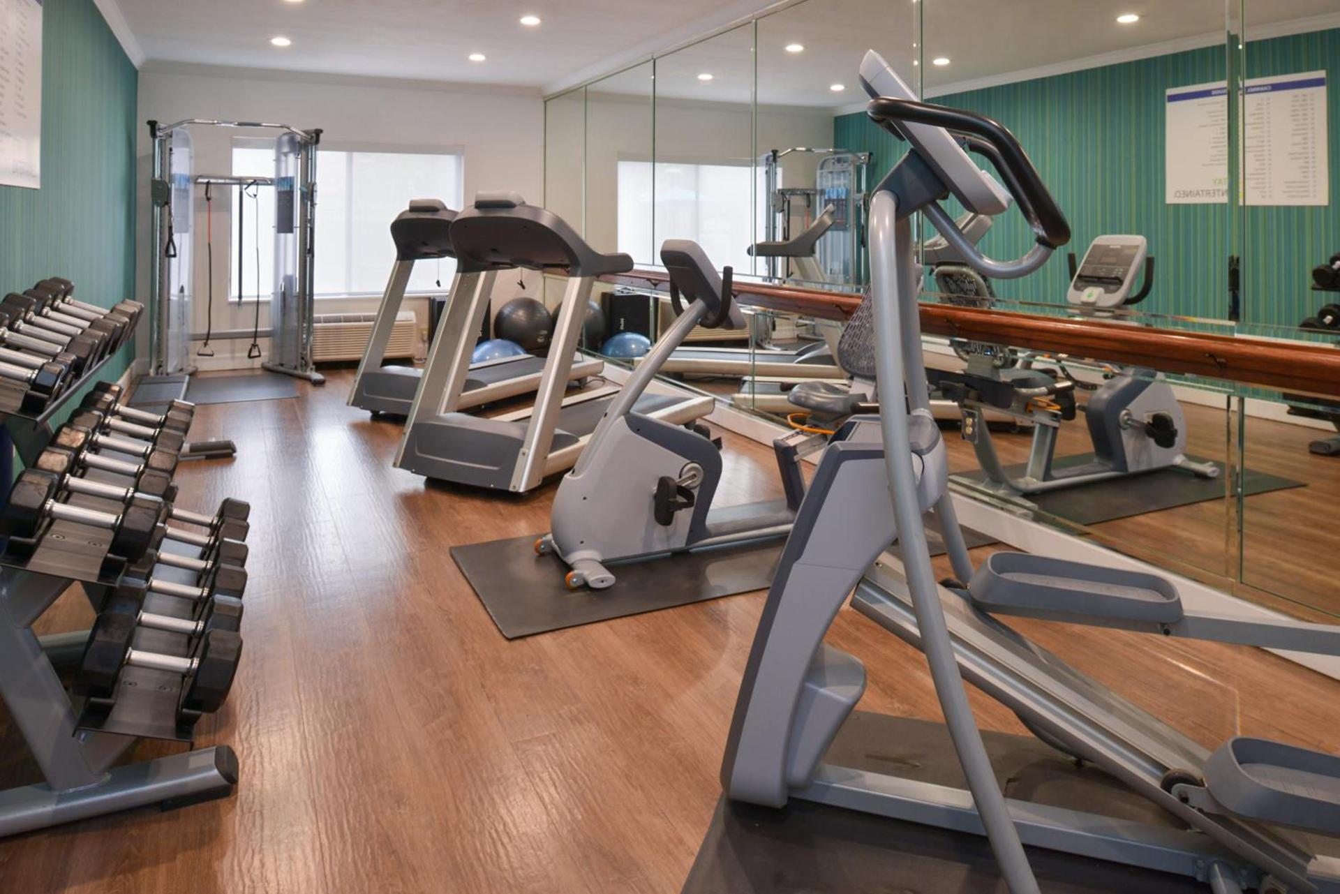 Holiday Inn Express & Suites Austin NW - Lakeline by IHG photo 2