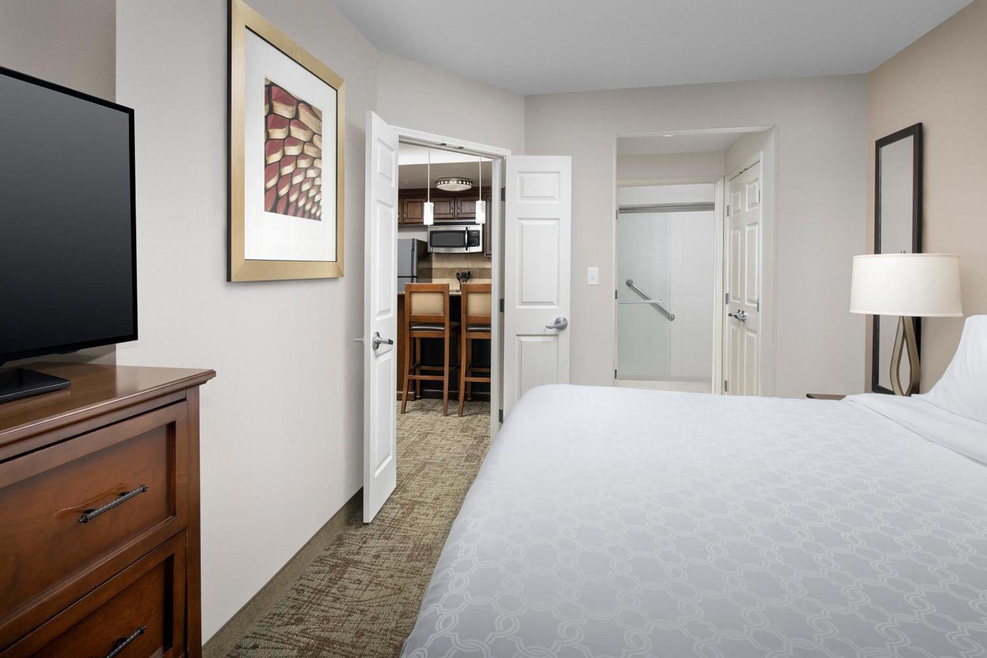 Staybridge Suites Columbia by IHG photo 40