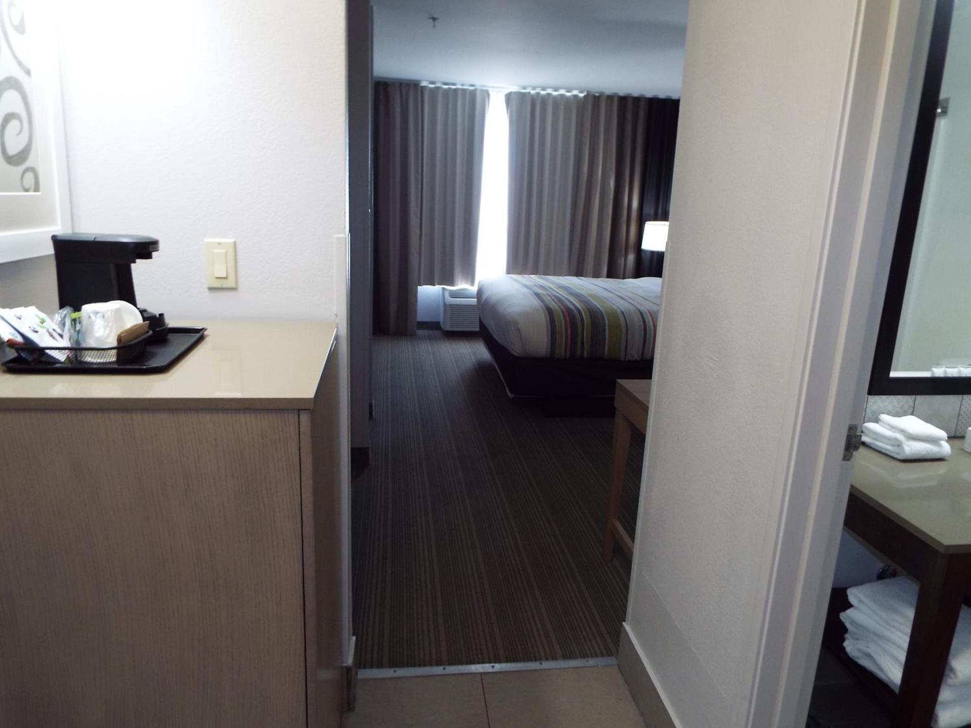 Country Inn & Suites By Radisson, McDonough, GA photo 22