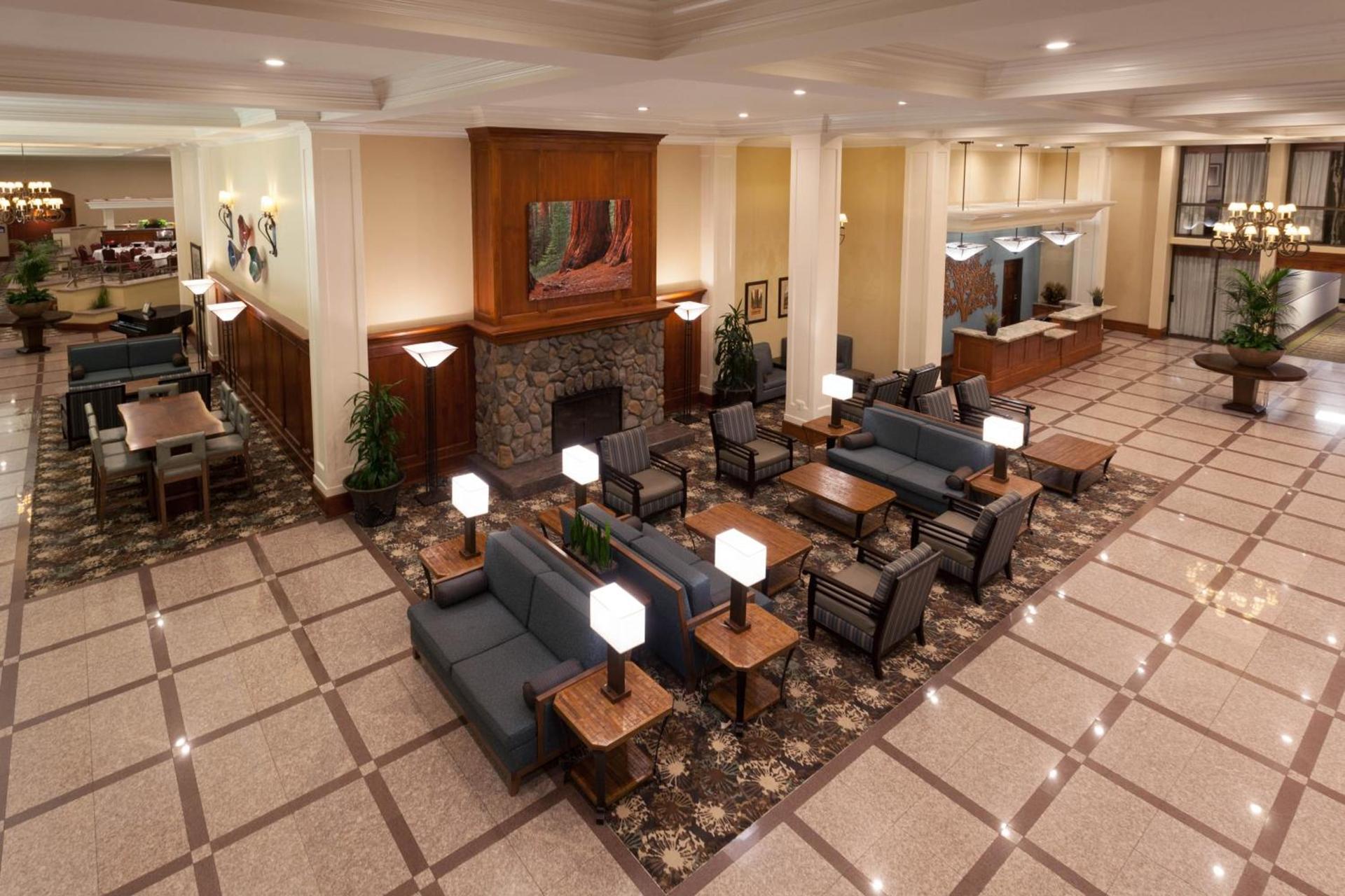 Wyndham Visalia photo 16