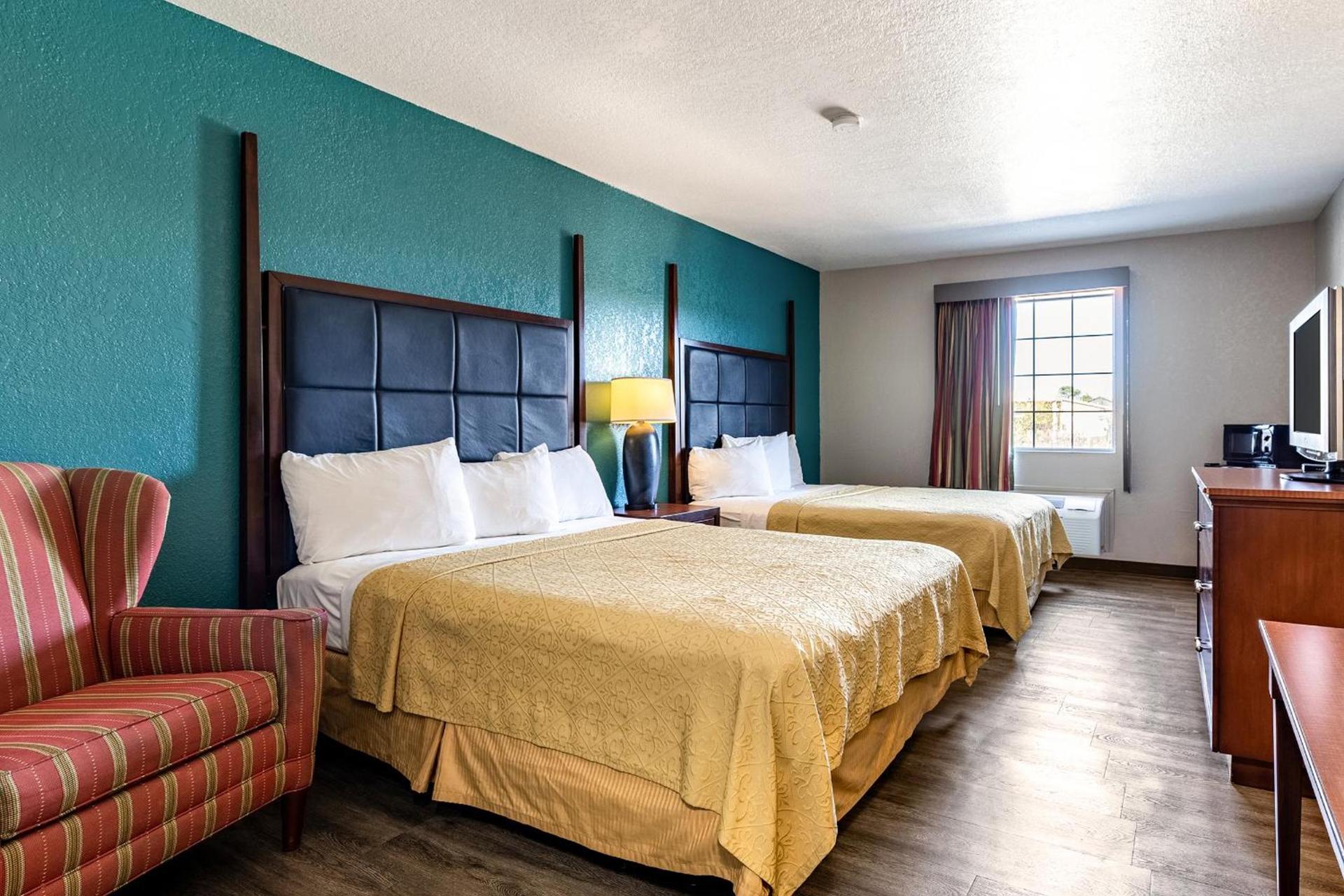 Rodeway Inn photo 18