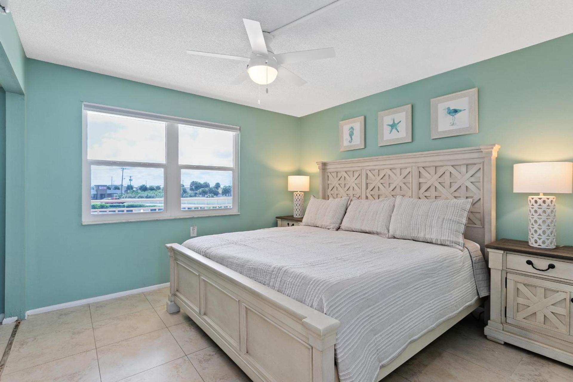 Paradise Beach Club - Oceanfront and Penthouse photo 50