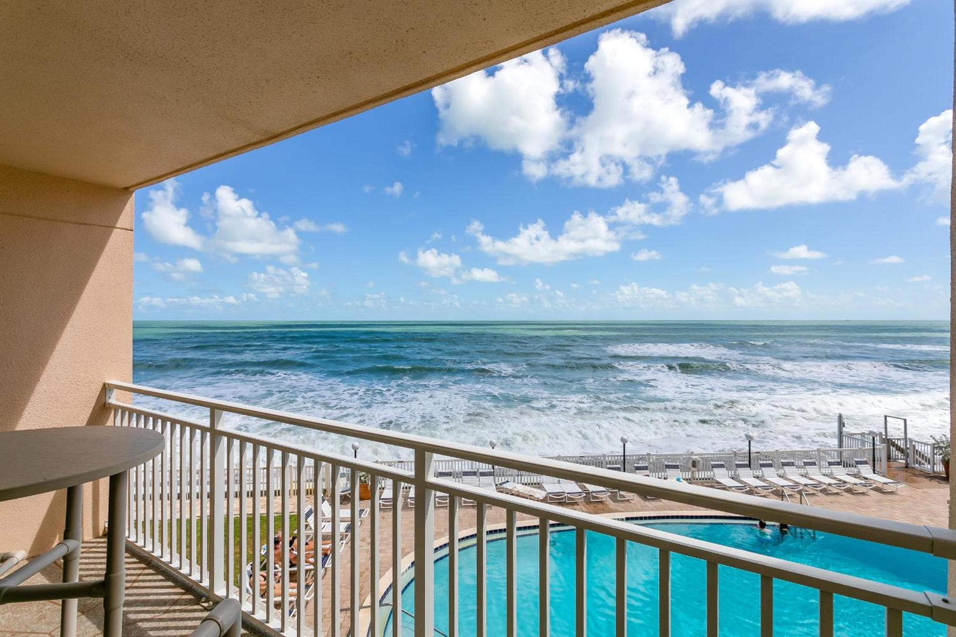 Paradise Beach Club - Oceanfront and Penthouse photo 48