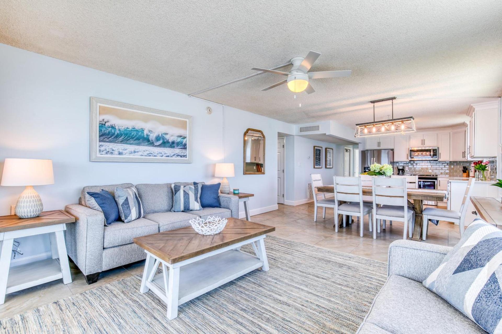 Paradise Beach Club - Oceanfront and Penthouse photo 38