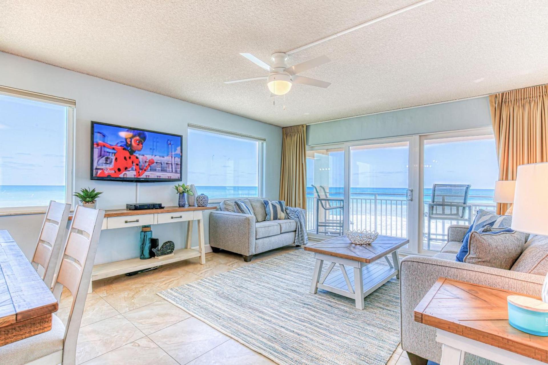Paradise Beach Club - Oceanfront and Penthouse photo 8