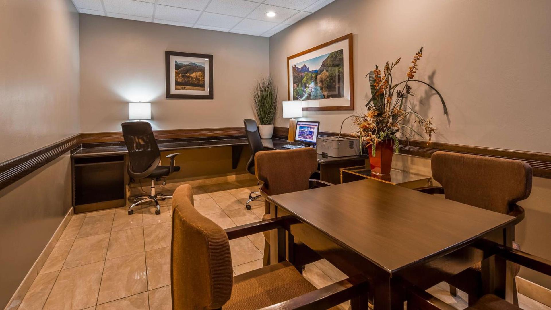 Best Western Plus Zion West photo 29