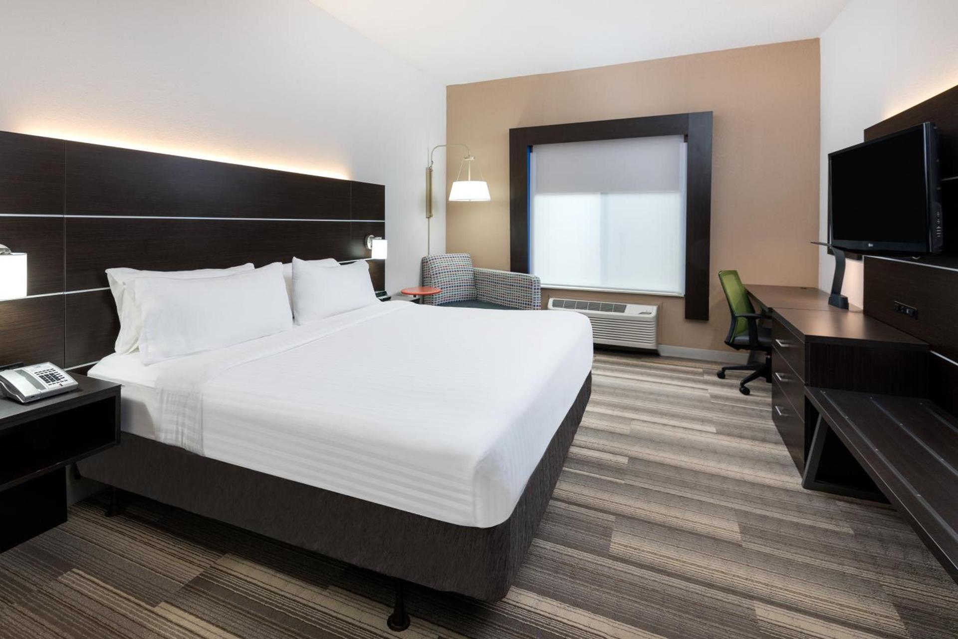 Holiday Inn Express Hillsville by IHG photo 28