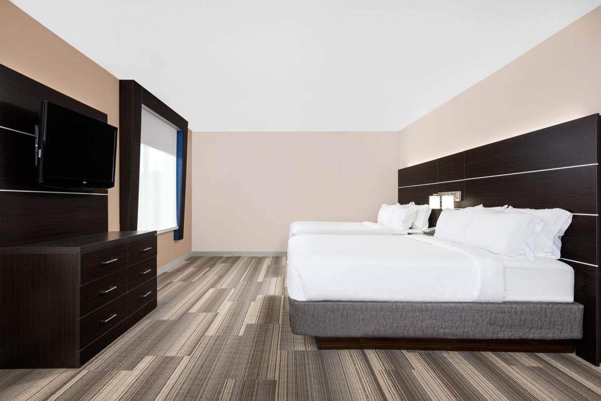 Holiday Inn Express Hillsville by IHG photo 31