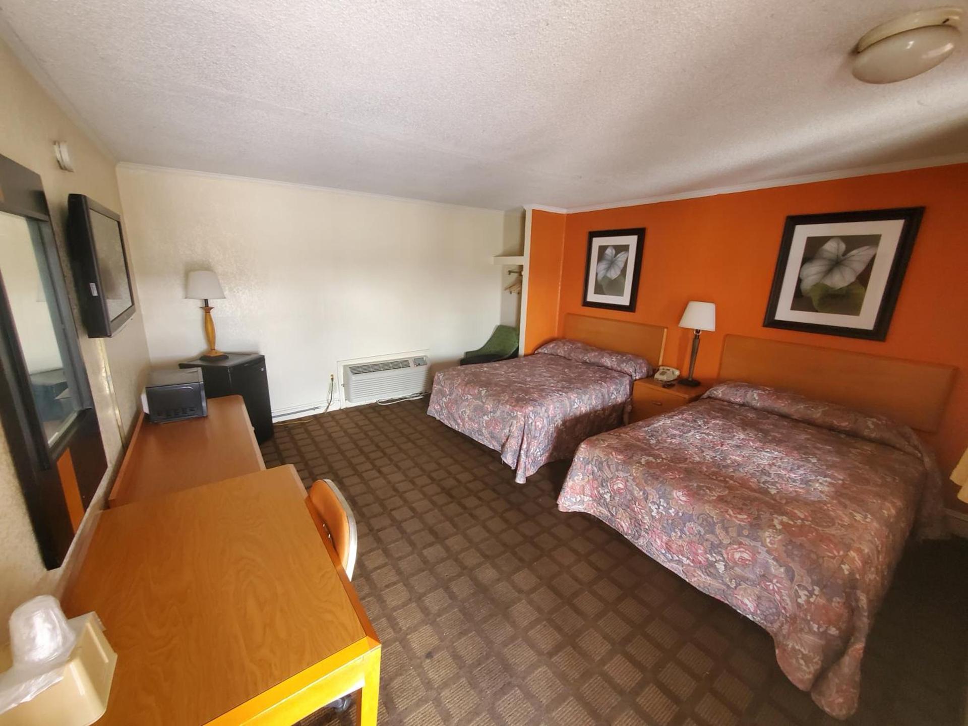 Relax Inn photo 10