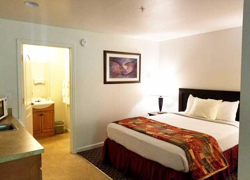Northern Queen Inn photo 3