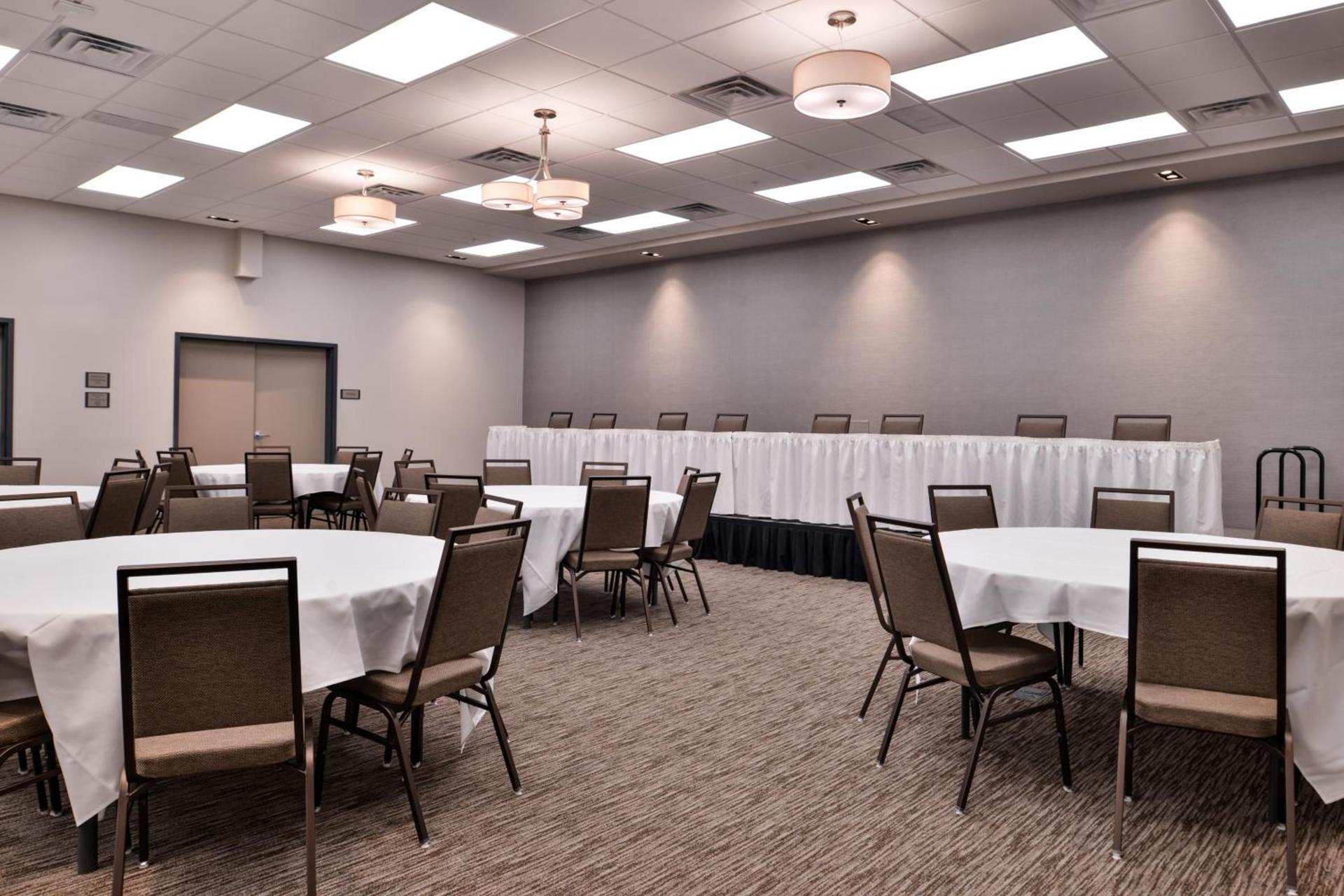 Country Inn & Suites by Radisson, Ft Atkinson, WI photo 62