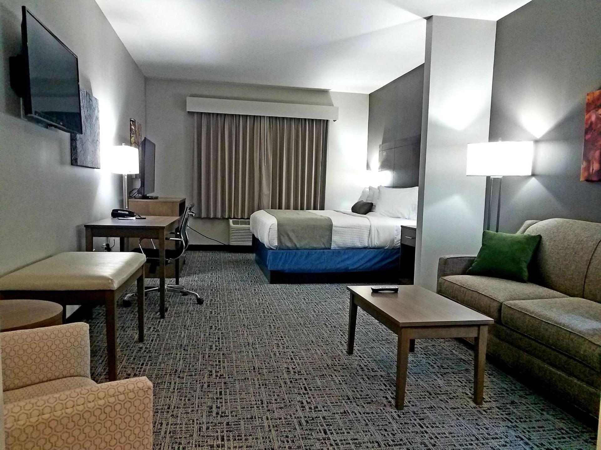 Best Western Plus Wayland Hotel photo 20