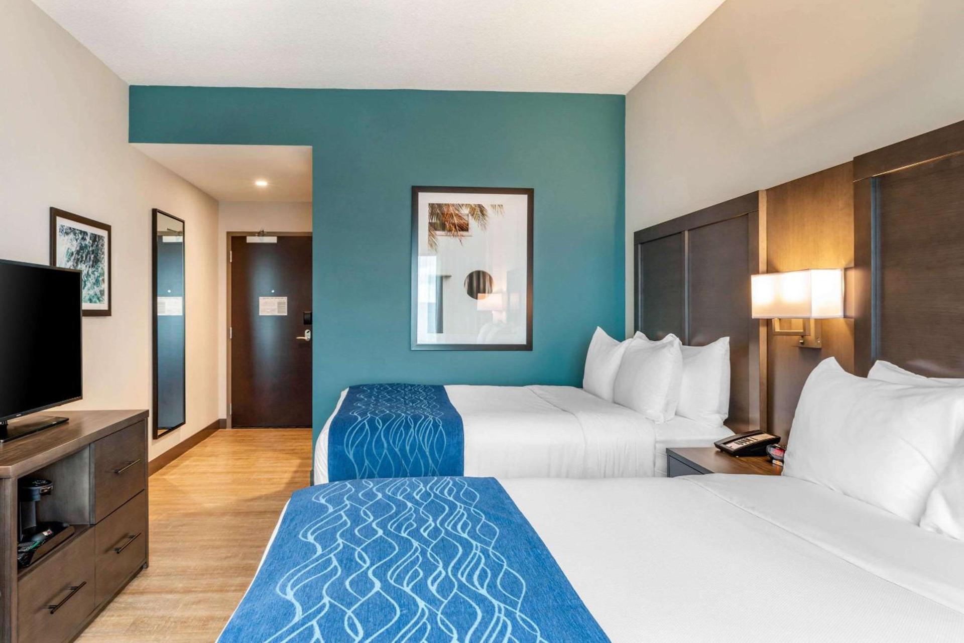 Comfort Inn & Suites Miami International Airport photo 13
