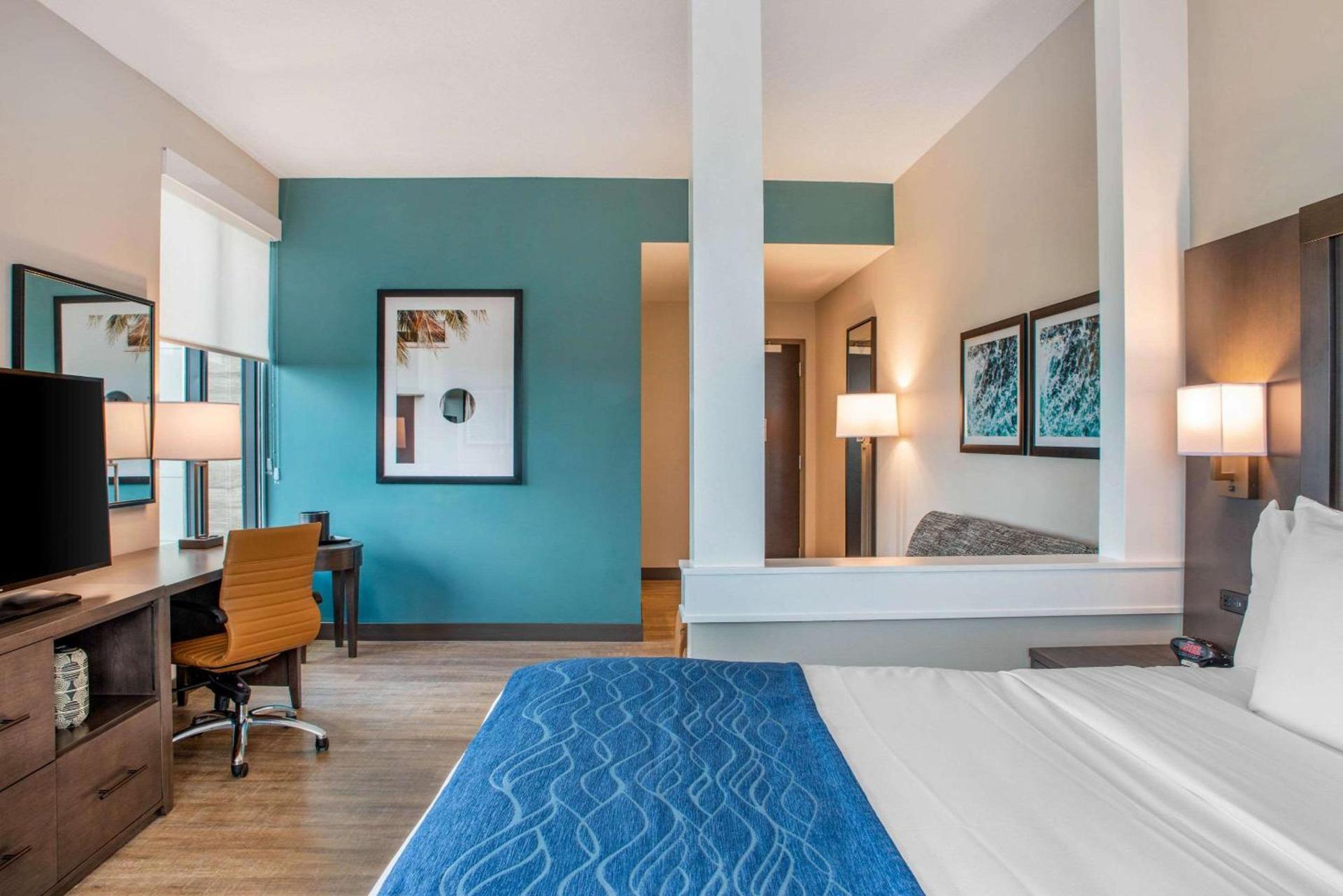Comfort Inn & Suites Miami International Airport photo 18