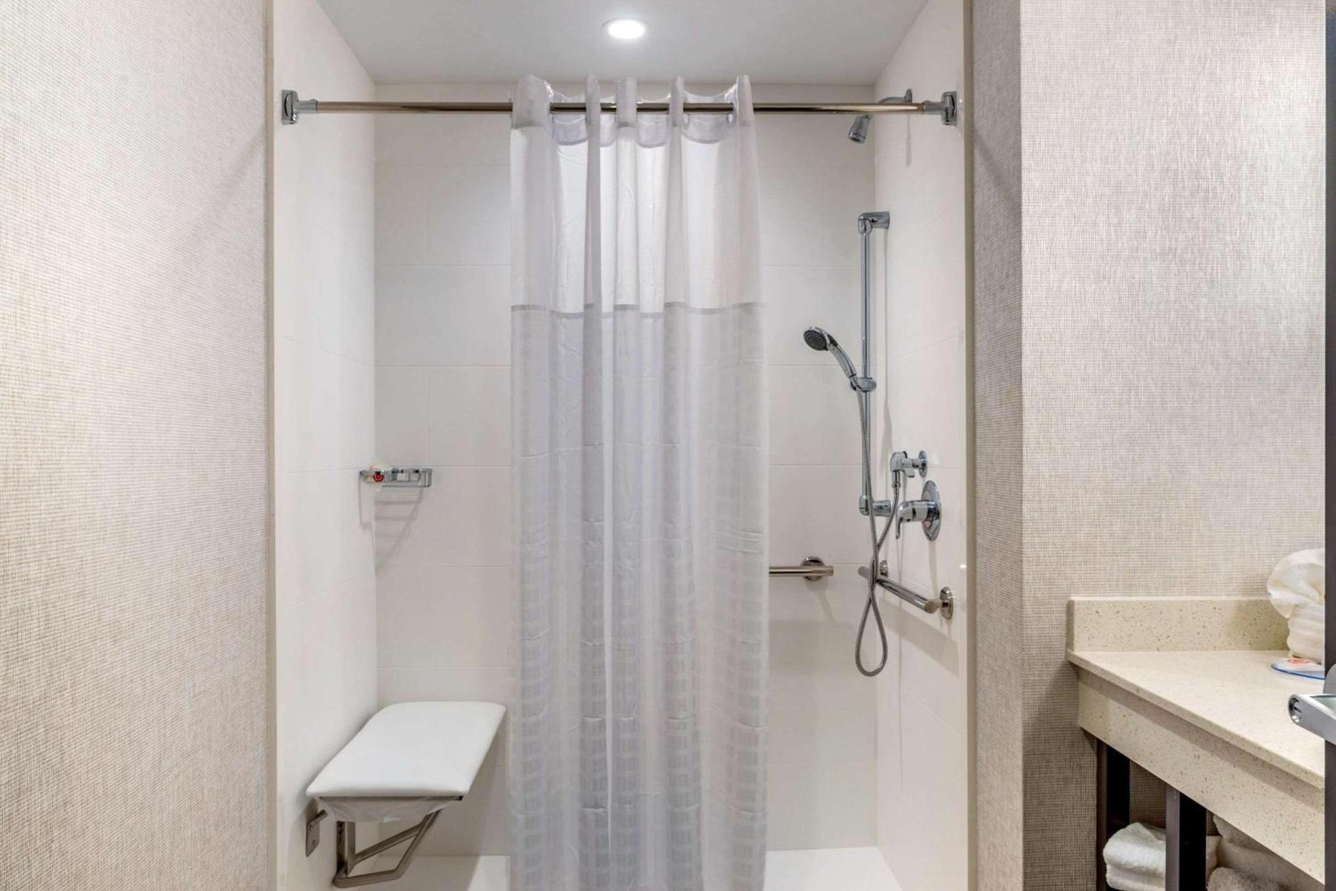 Comfort Inn & Suites Miami International Airport photo 27