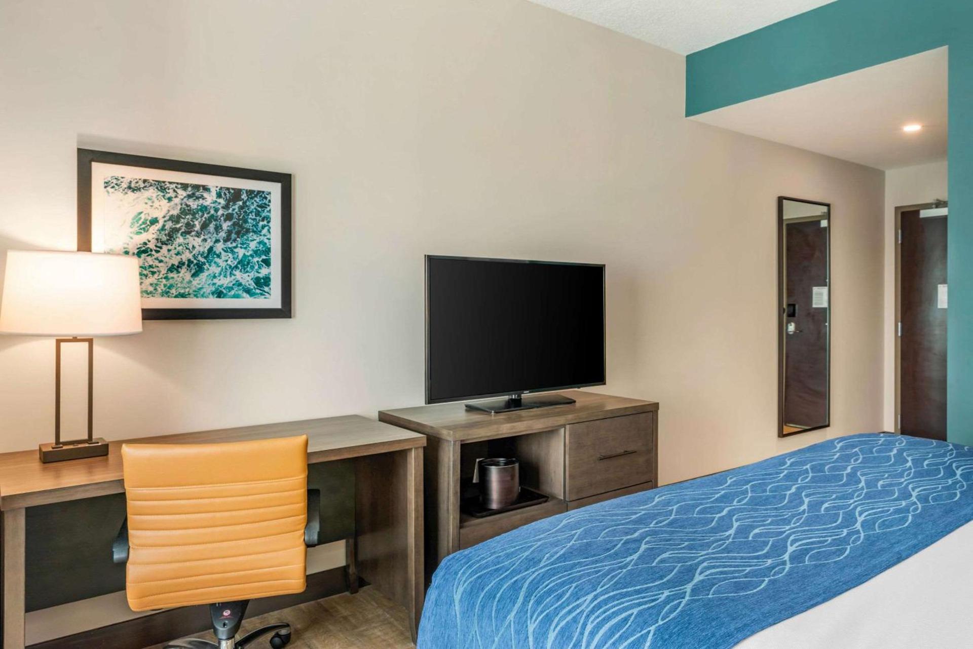 Comfort Inn & Suites Miami International Airport photo 11