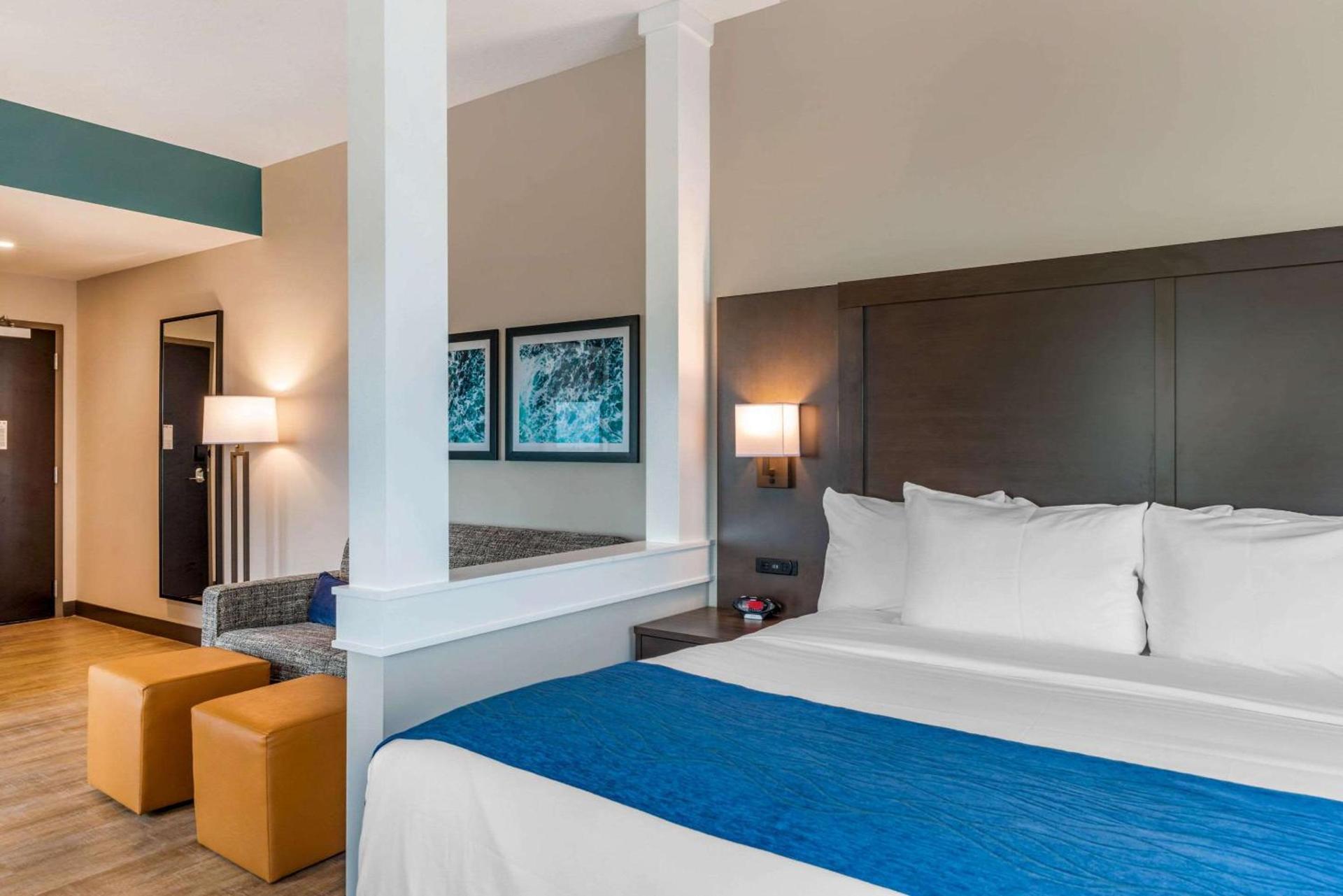 Comfort Inn & Suites Miami International Airport photo 17
