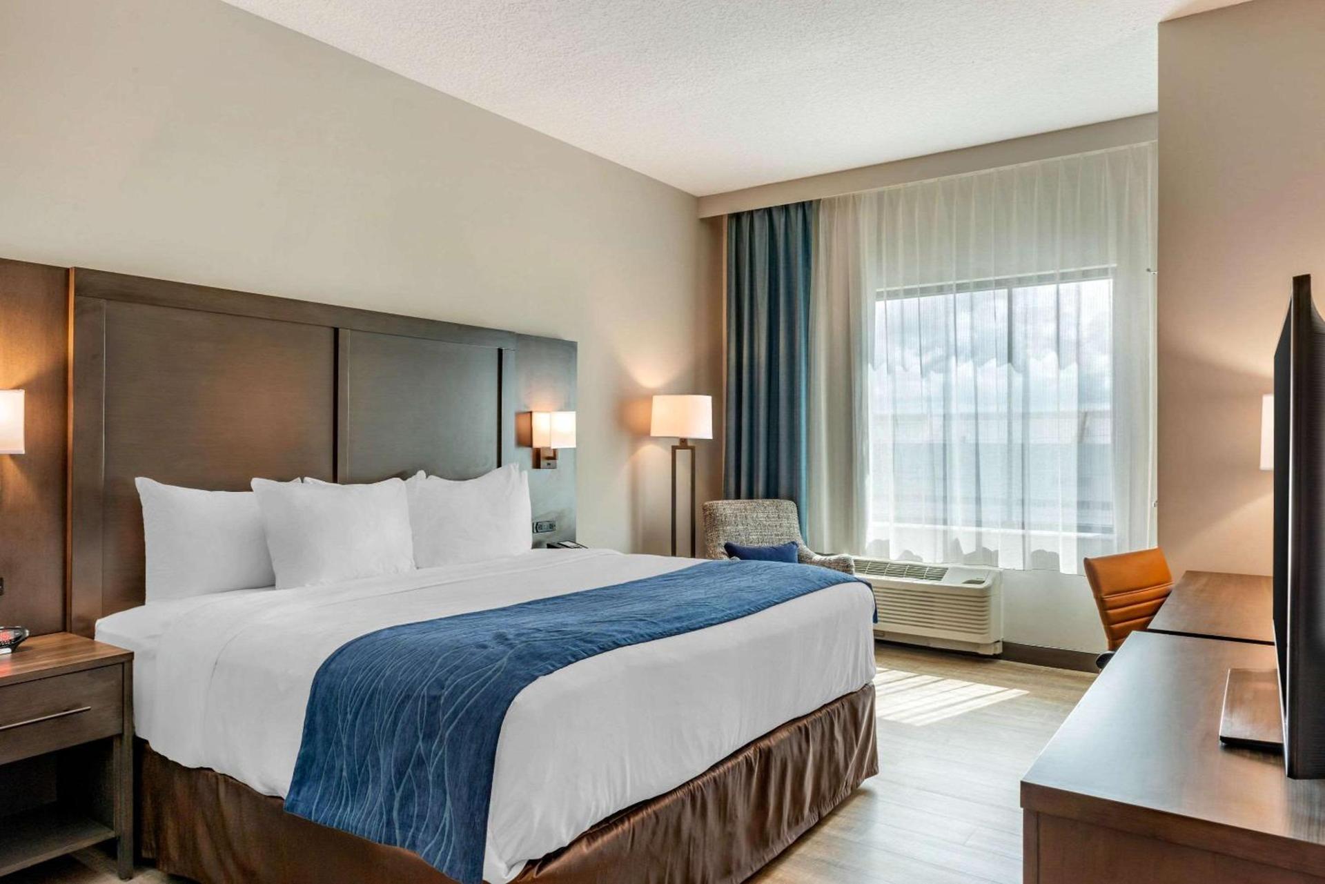 Comfort Inn & Suites Miami International Airport photo 4