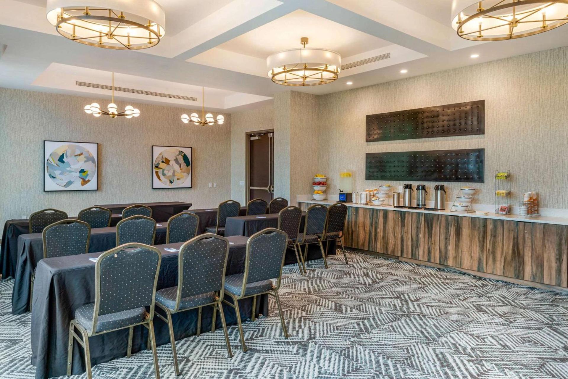 Comfort Inn & Suites Miami International Airport photo 32