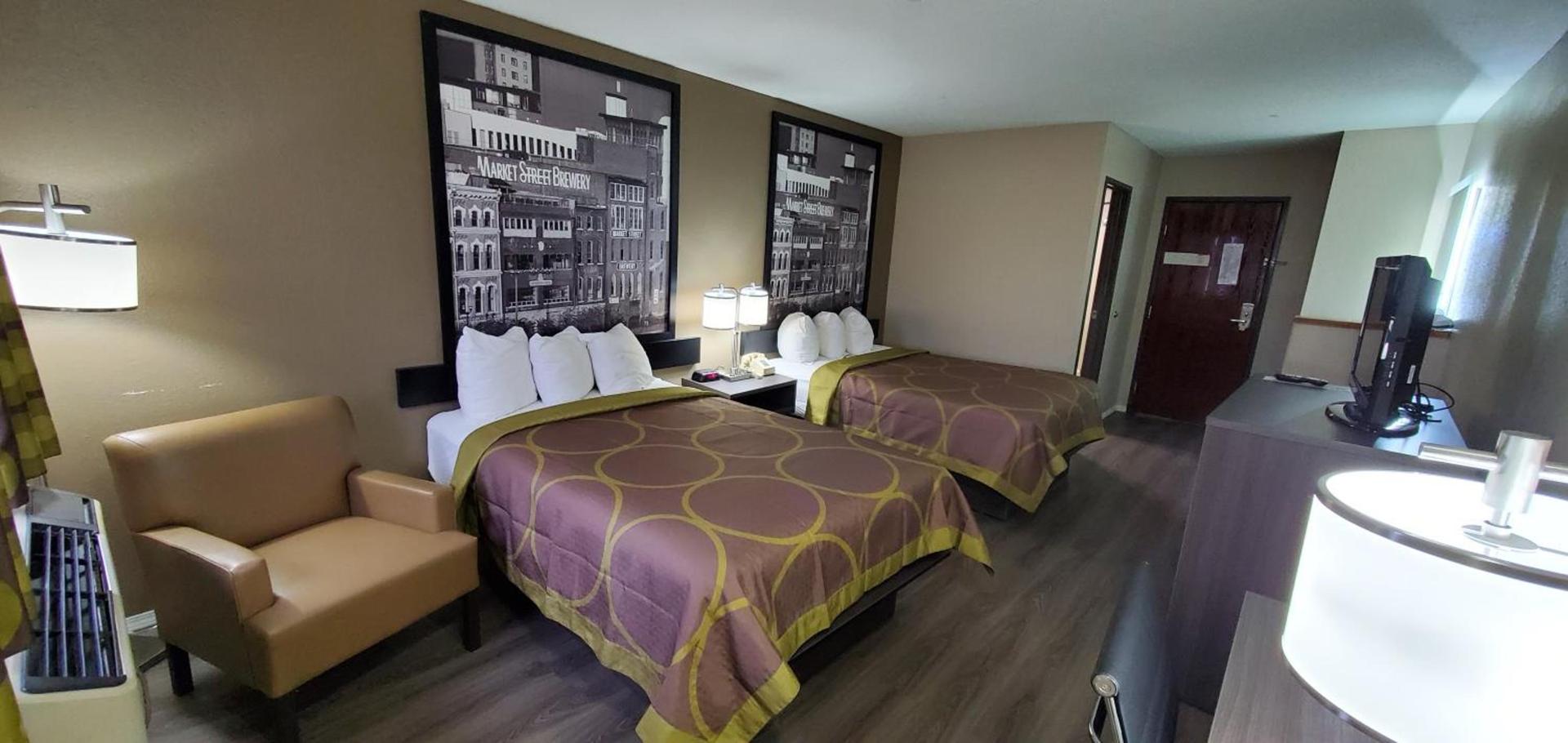 Super 8 by Wyndham Paris photo 39