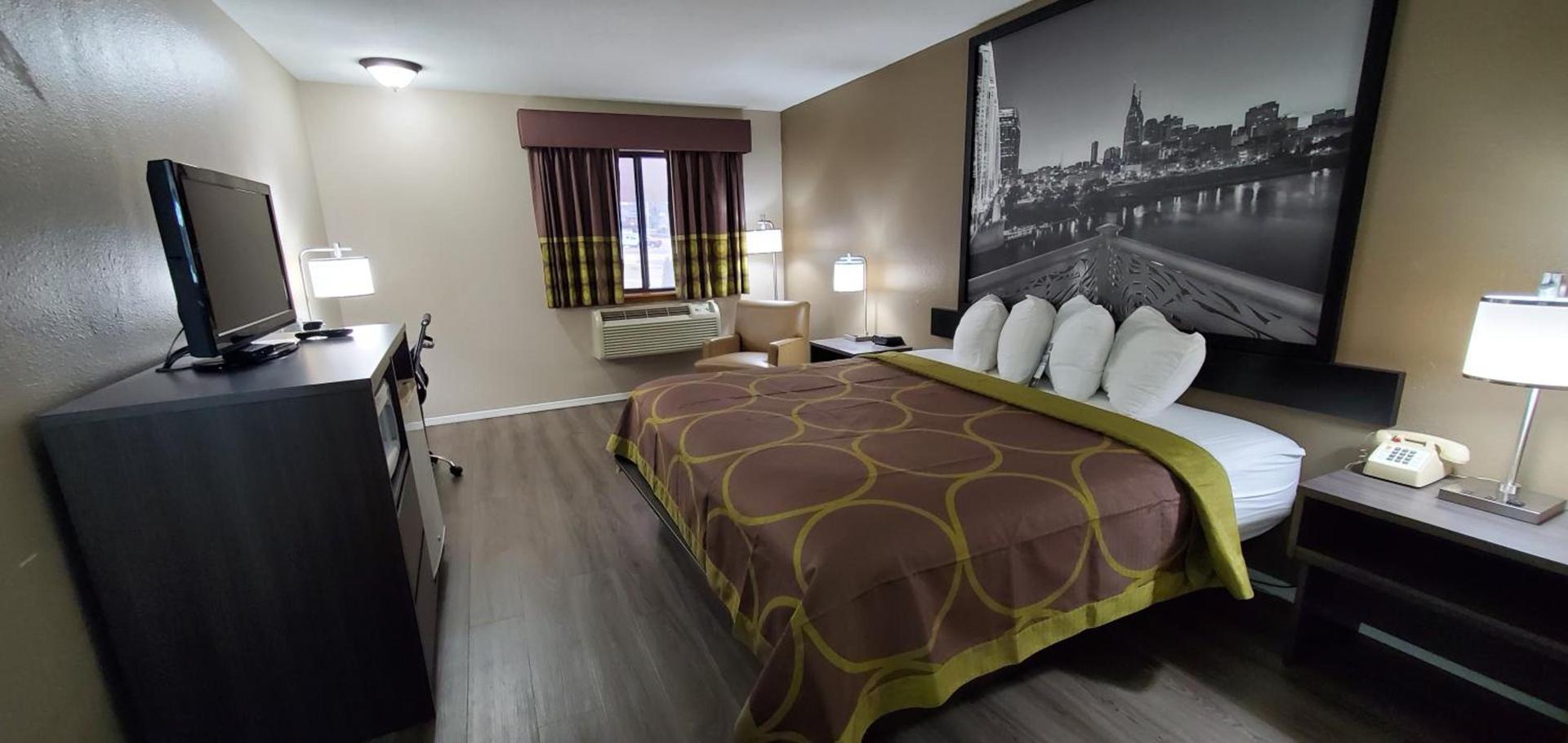 Super 8 by Wyndham Paris photo 36