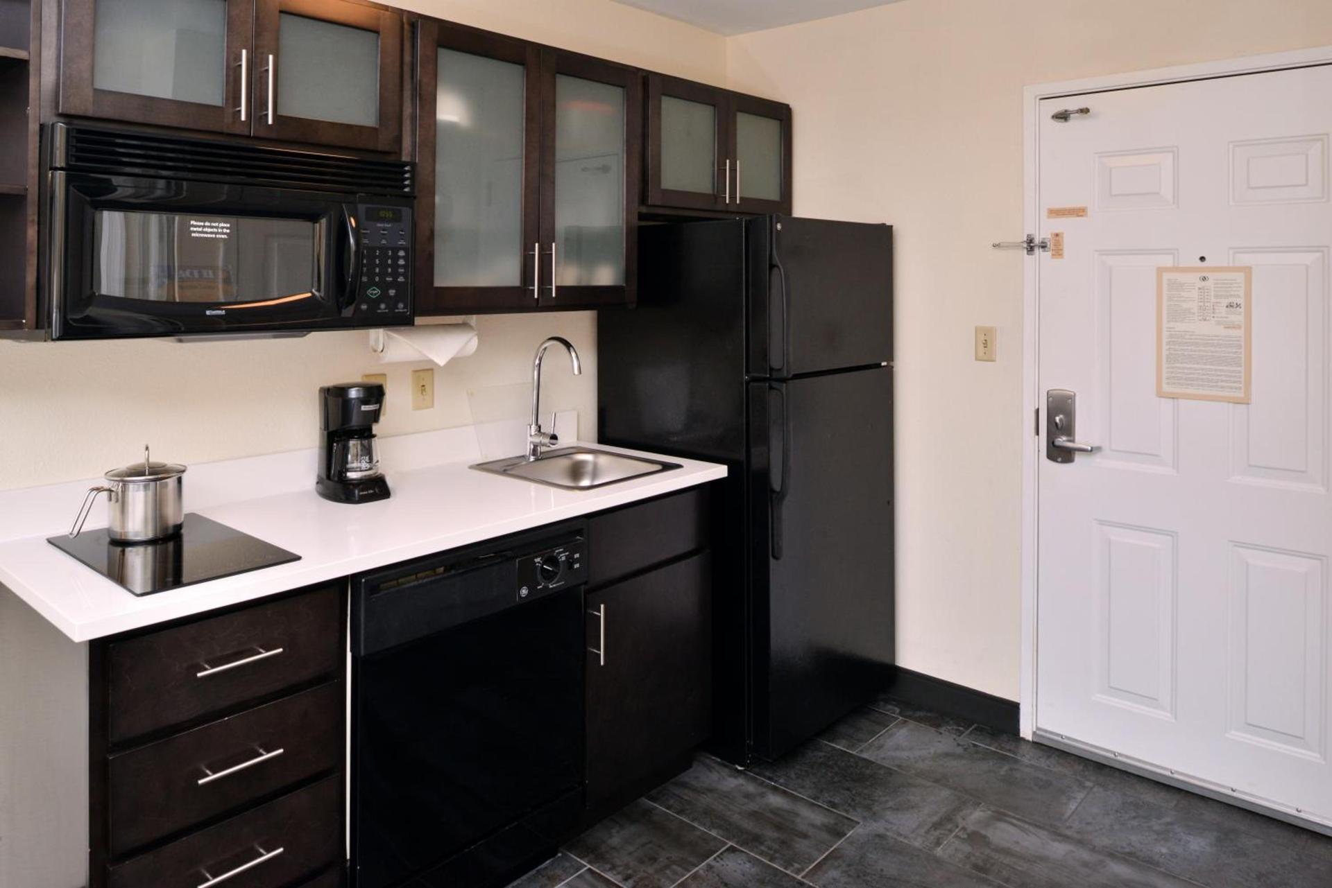 Candlewood Suites Winchester by IHG photo 25