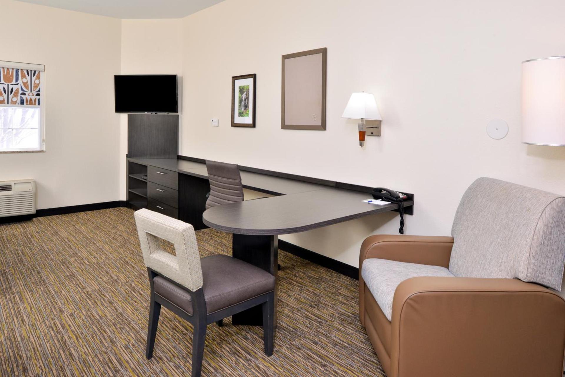 Candlewood Suites Winchester by IHG photo 24