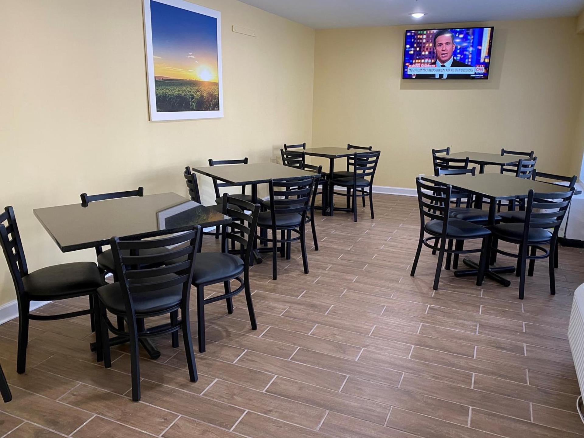 Days Inn by Wyndham Atlanta/Southlake/Morrow photo 25