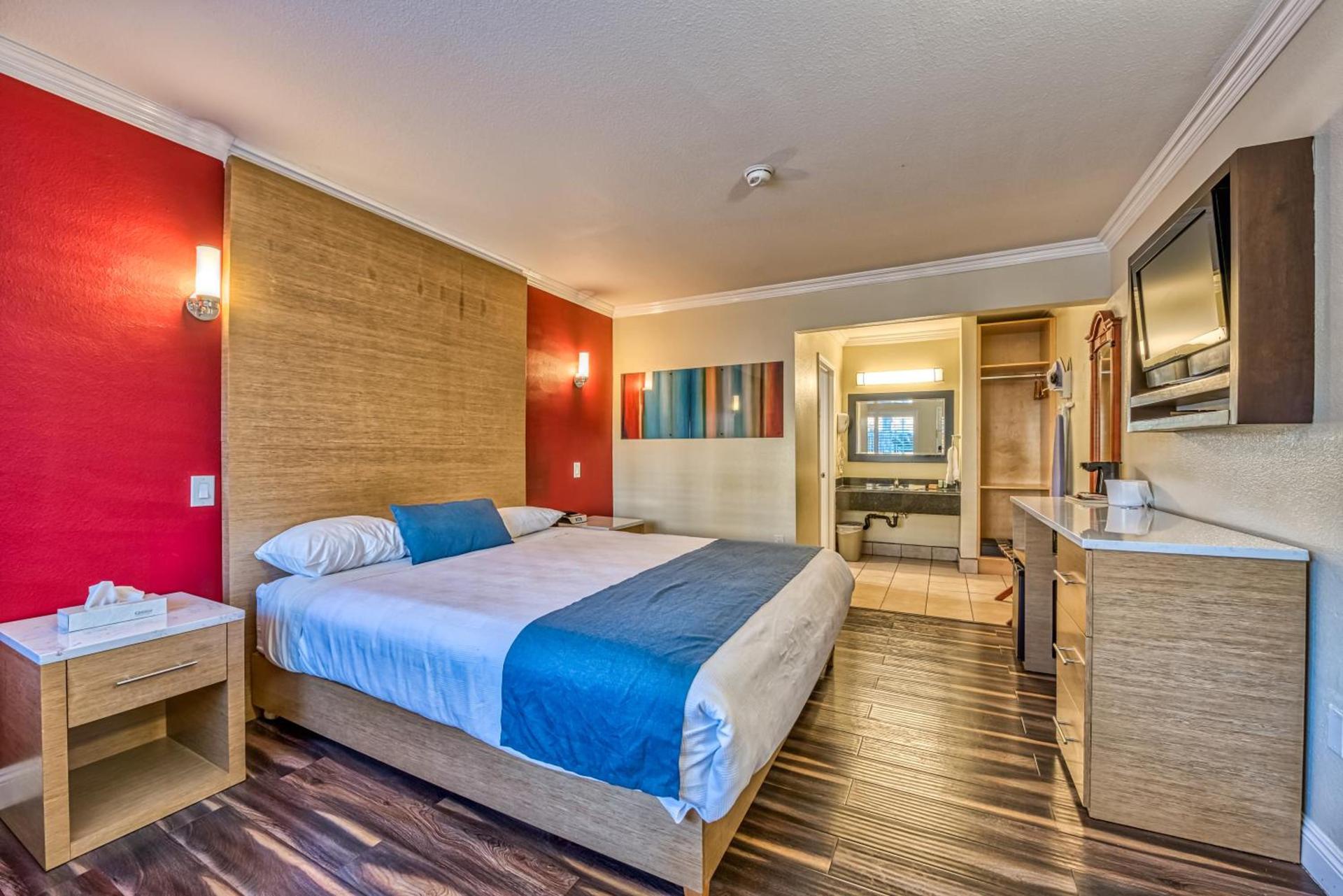 Hollywood City Inn photo 2