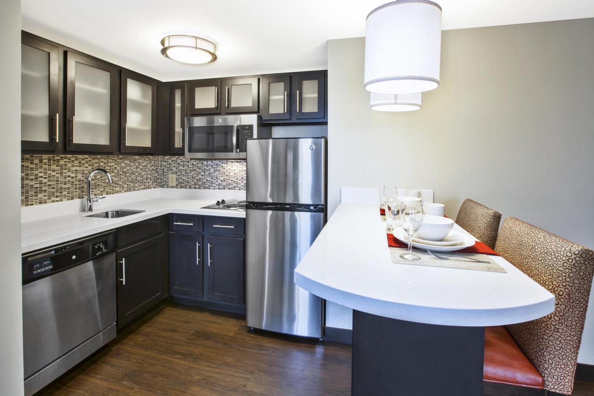 Staybridge Suites Cleveland Mayfield Heights Beachwood by IHG photo 32