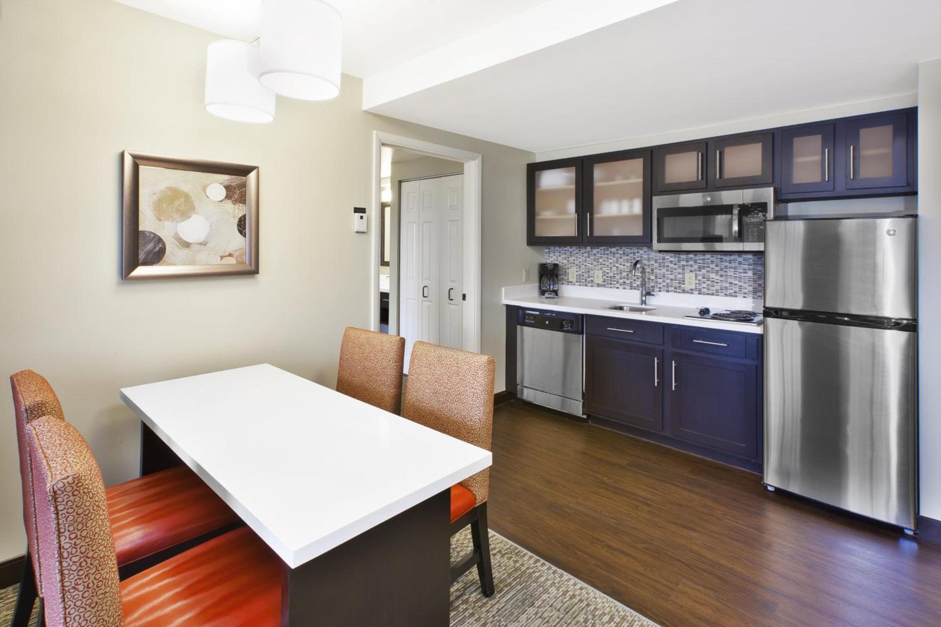Staybridge Suites Cleveland Mayfield Heights Beachwood by IHG photo 38