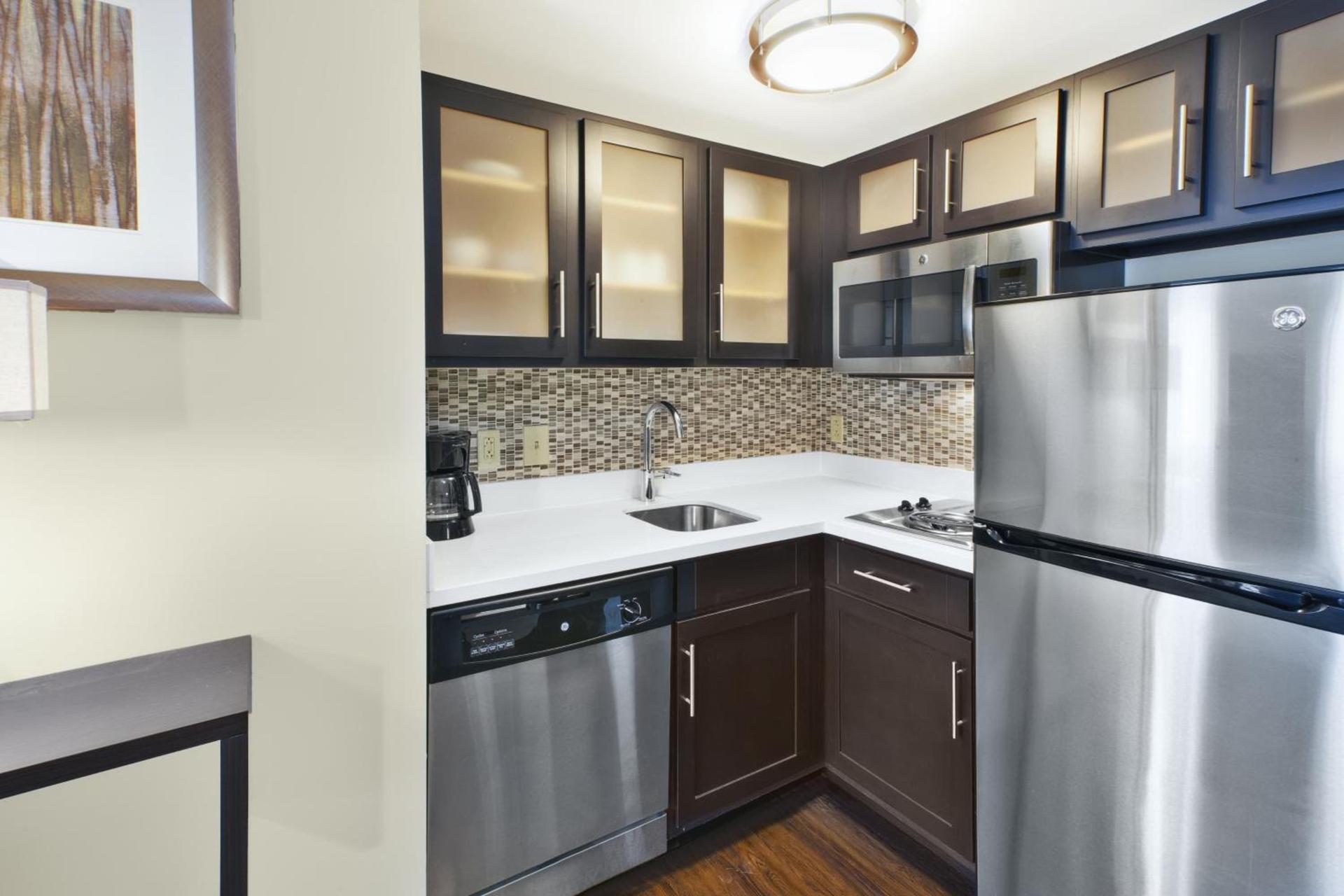 Staybridge Suites Cleveland Mayfield Heights Beachwood by IHG photo 34