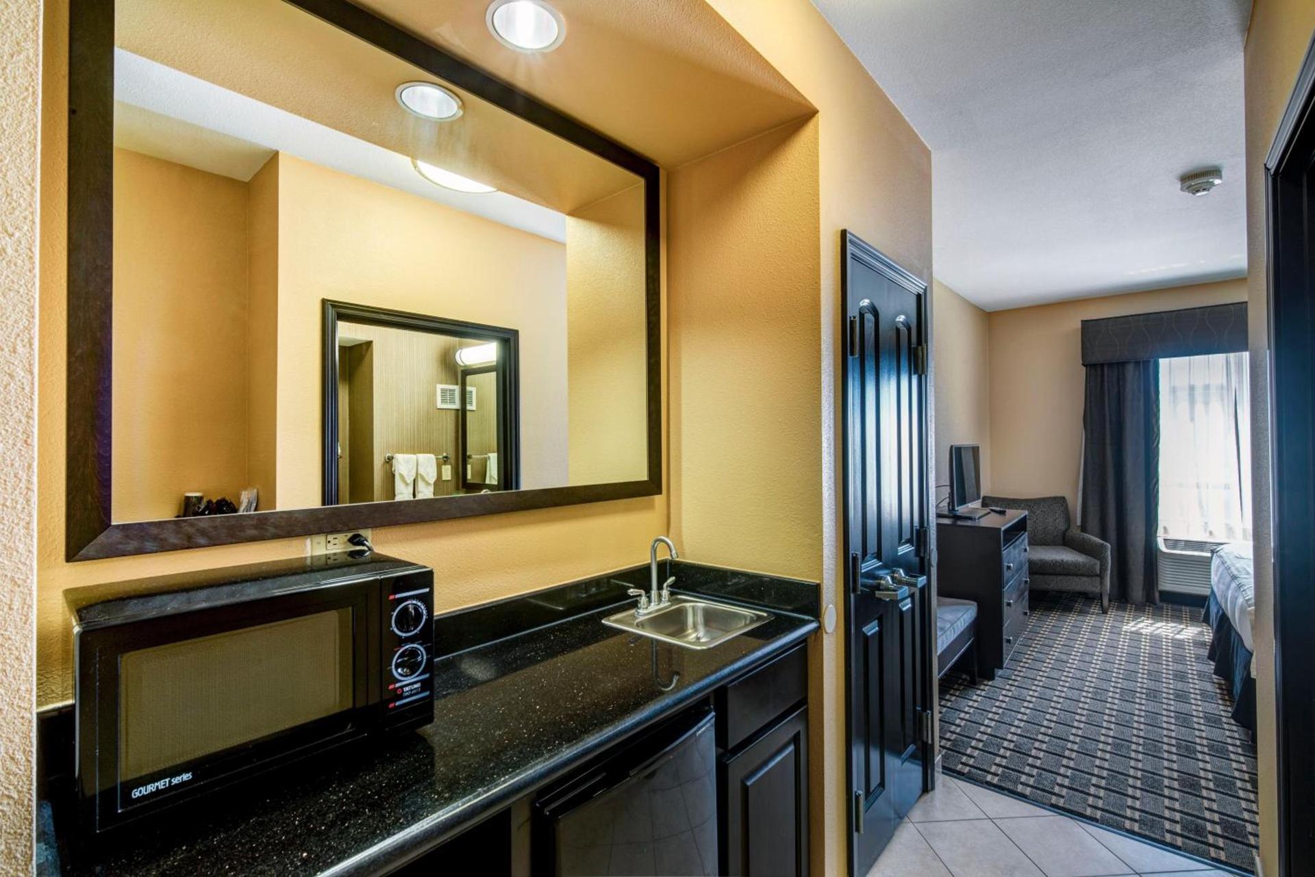 Holiday Inn Arlington Northeast by IHG photo 29