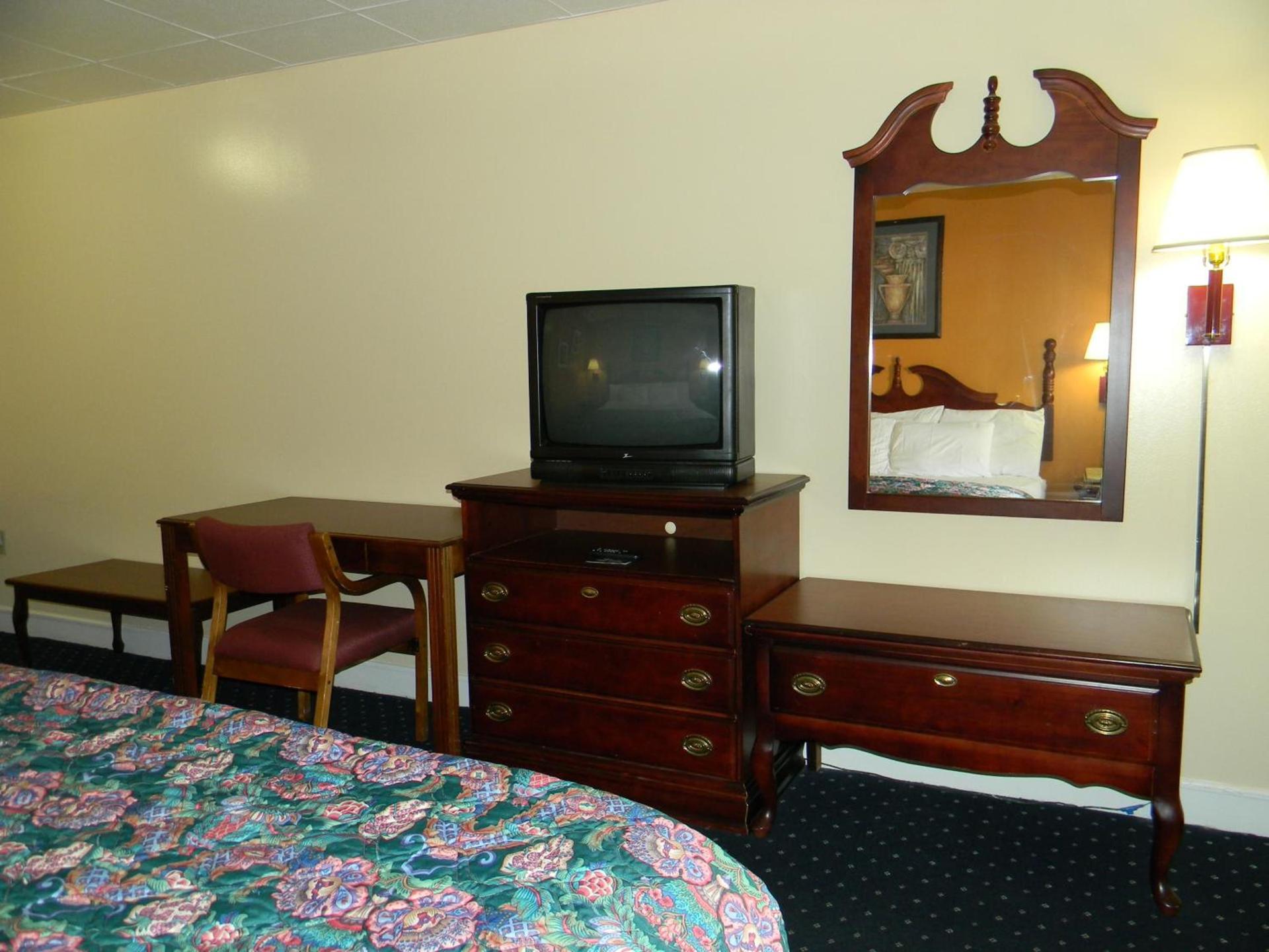 Fairfax Motel photo 11