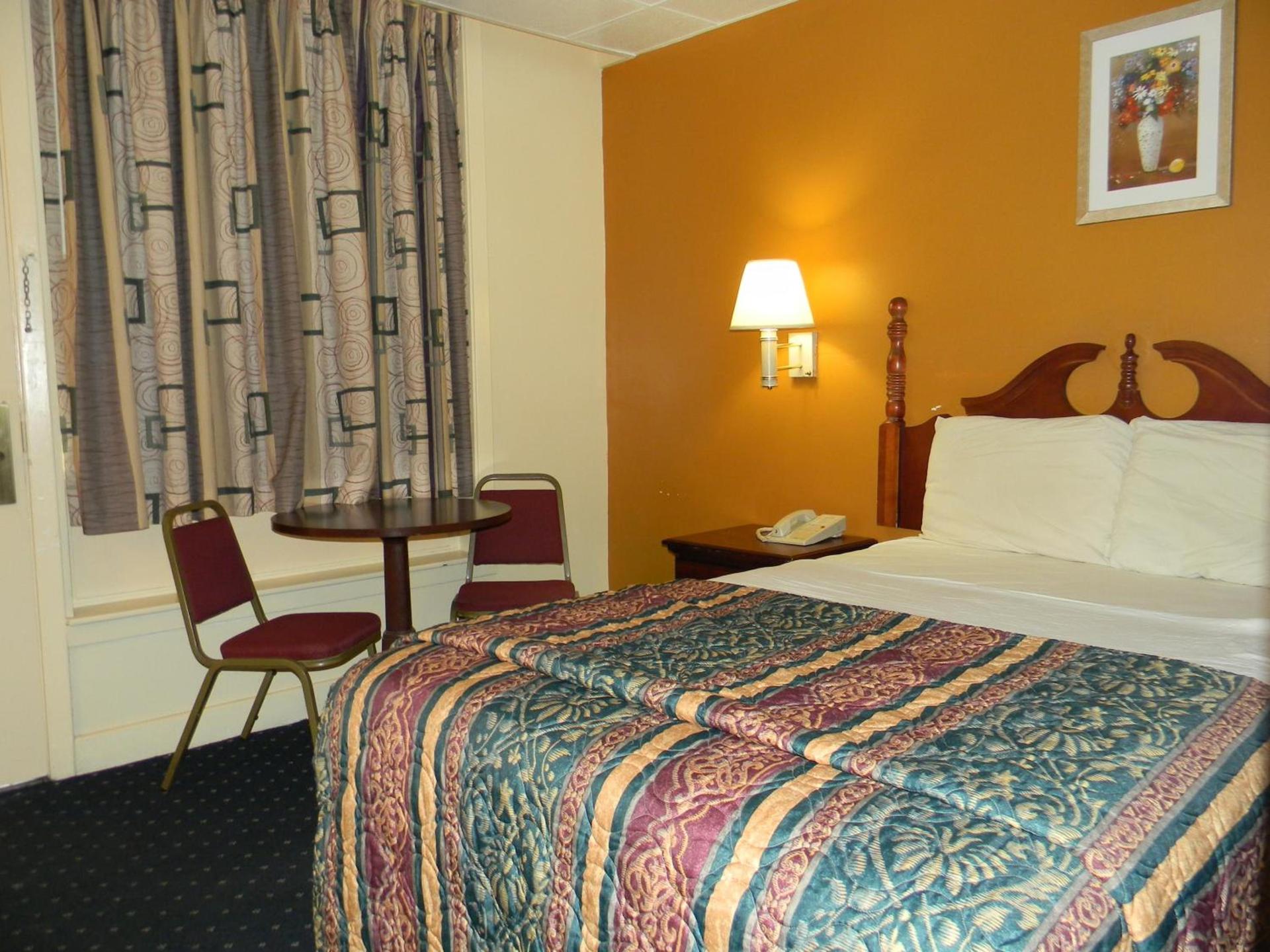Fairfax Motel photo 6