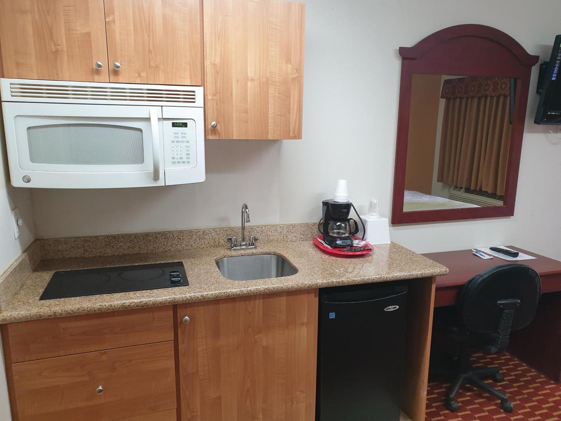 Split Mountain Motel photo 11