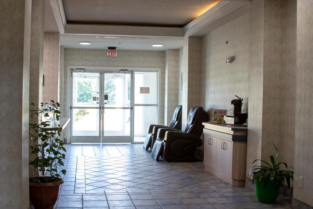 Morgantown Inn & Suites photo 5