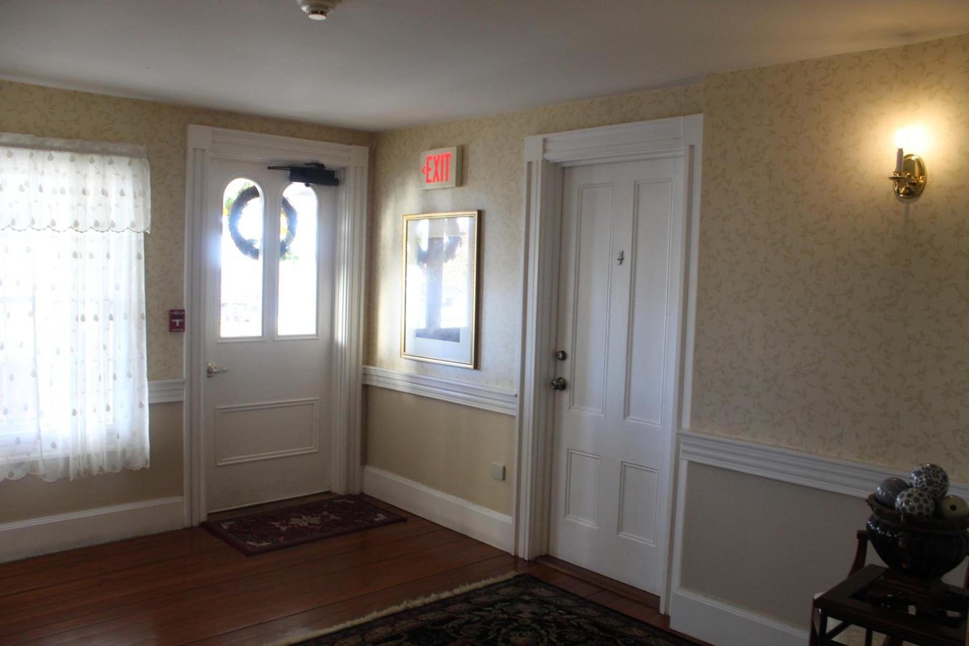 Old Orchard Beach Inn photo 41