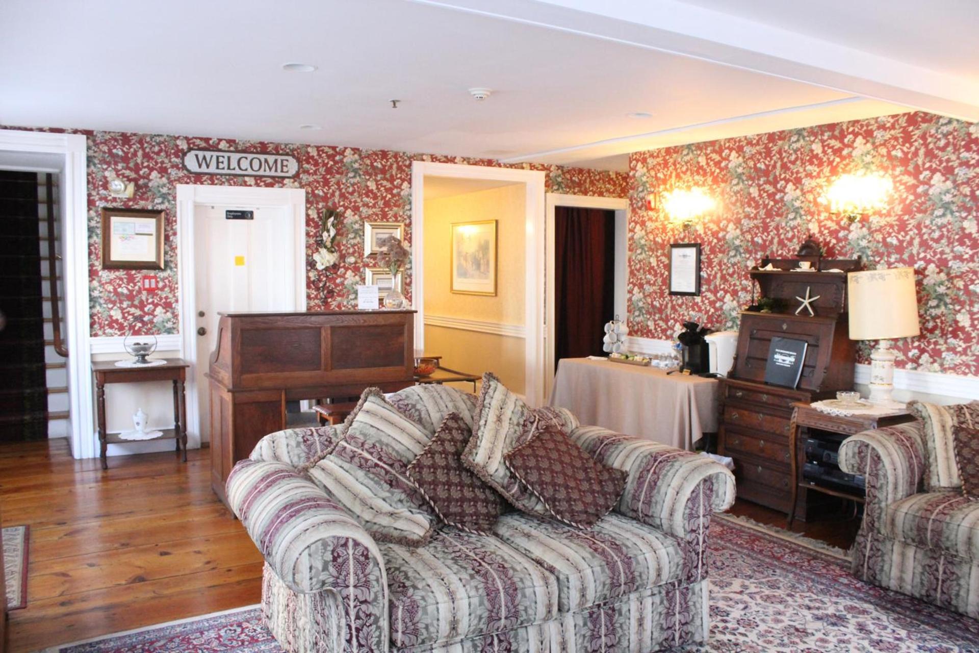 Old Orchard Beach Inn photo 43