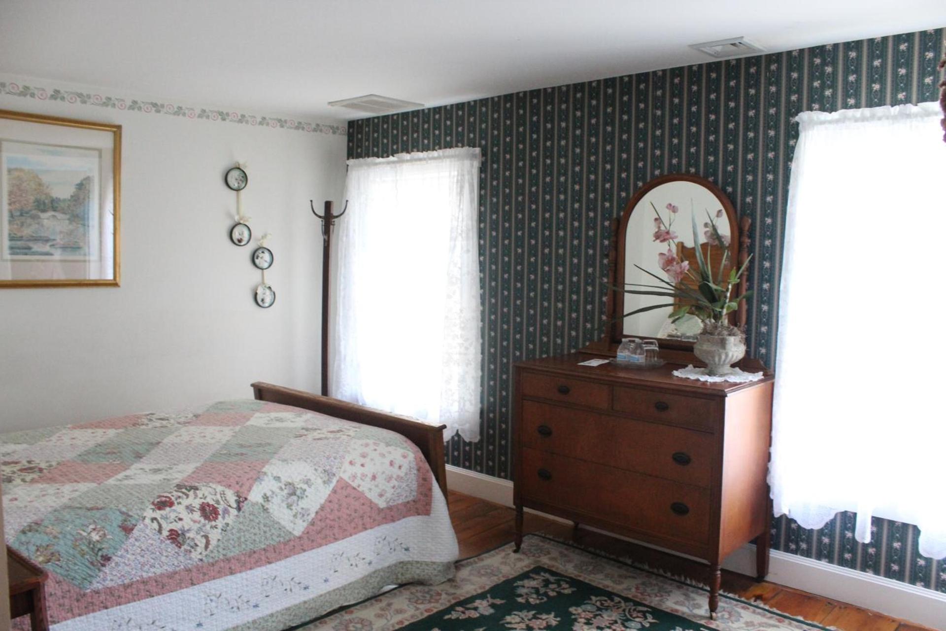 Old Orchard Beach Inn photo 52