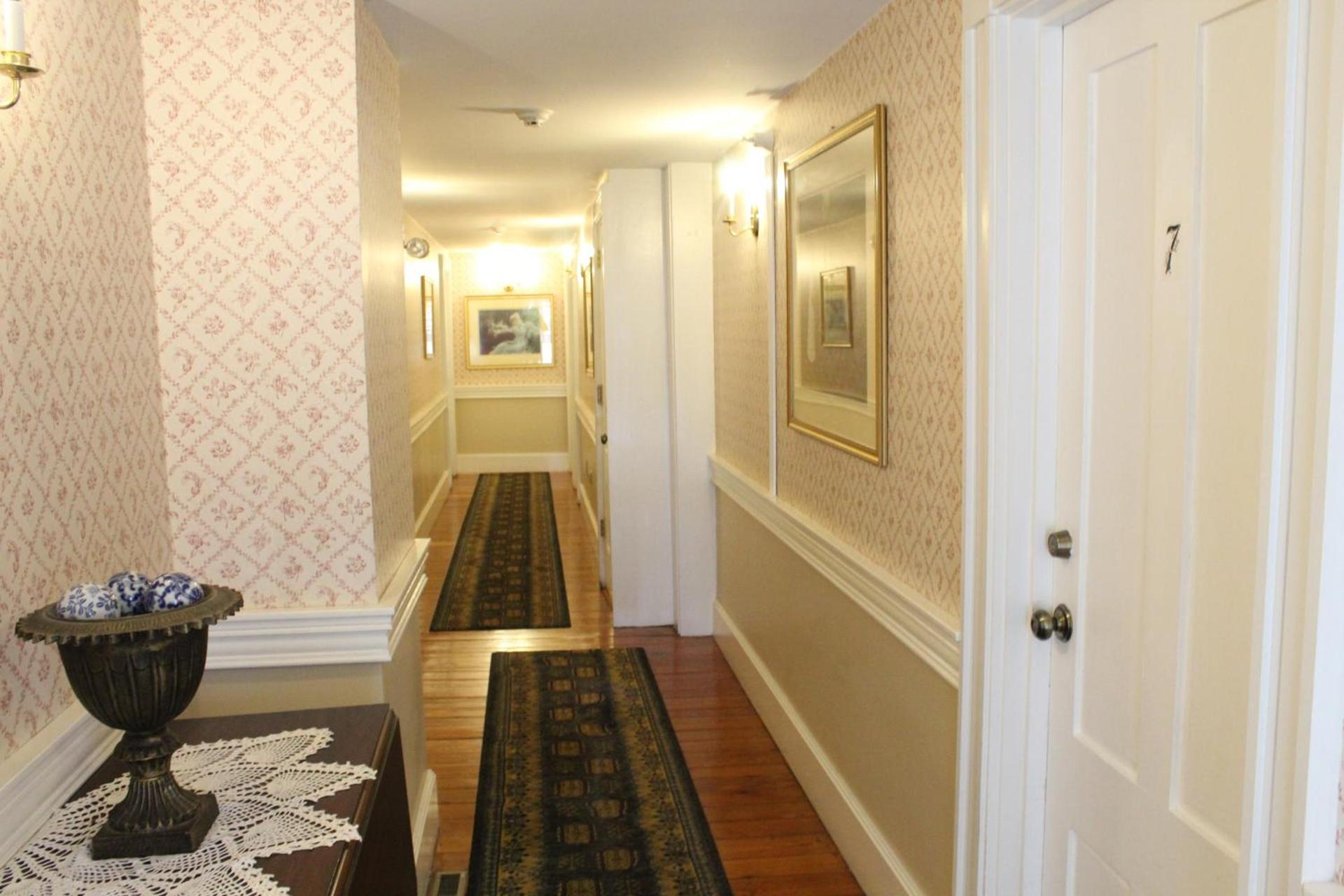 Old Orchard Beach Inn photo 71